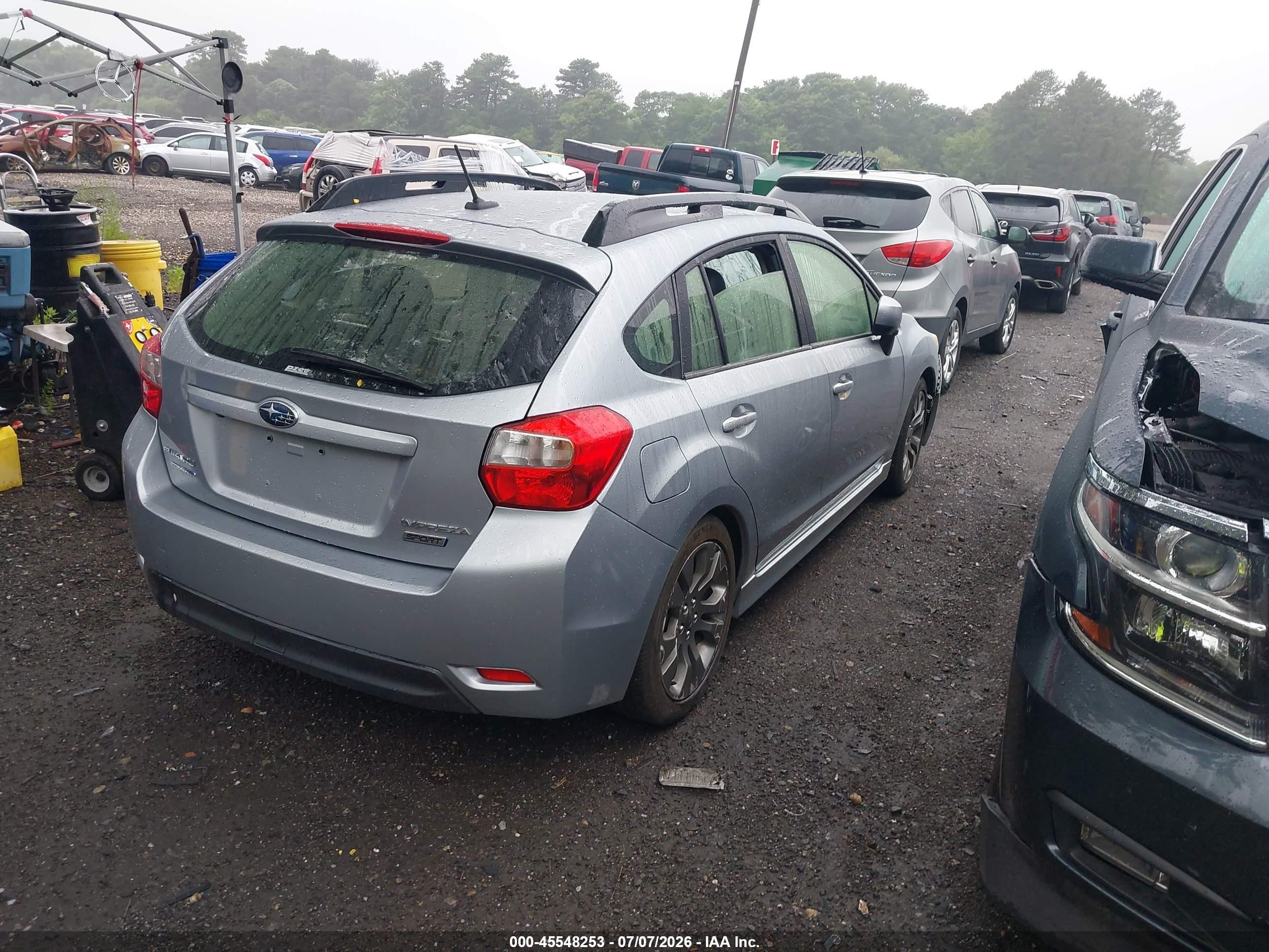2013 Subaru Impreza 2.0i Sport Limited Silver vin: JF1GPAU64D2813436