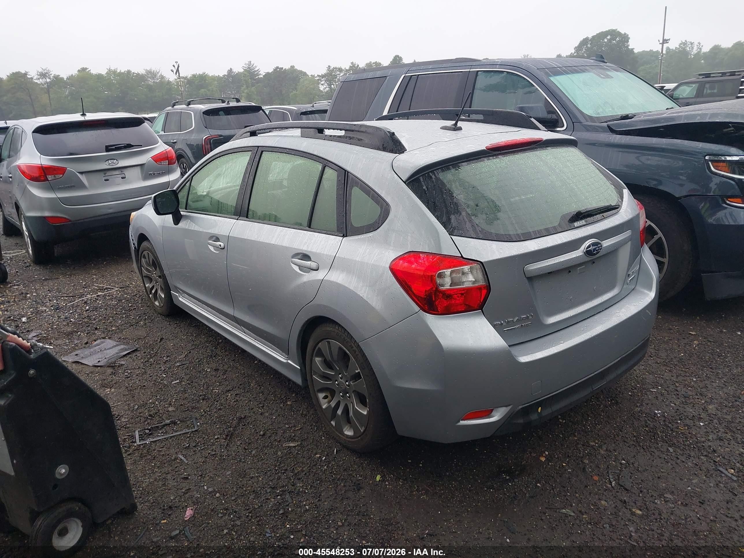 2013 Subaru Impreza 2.0i Sport Limited Silver vin: JF1GPAU64D2813436