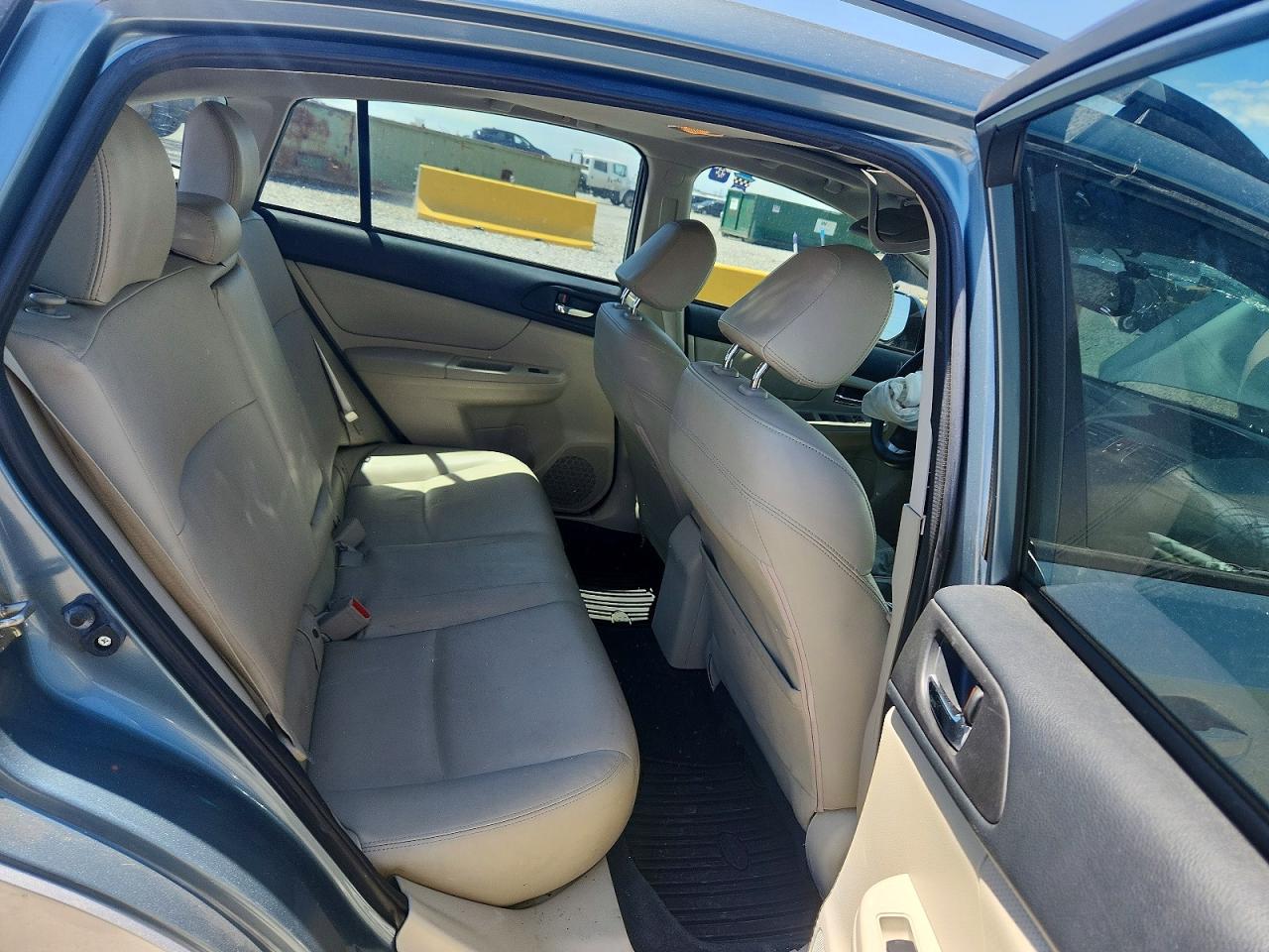 2012 Subaru Impreza Sport Limited Silver vin: JF1GPAU65CH235990