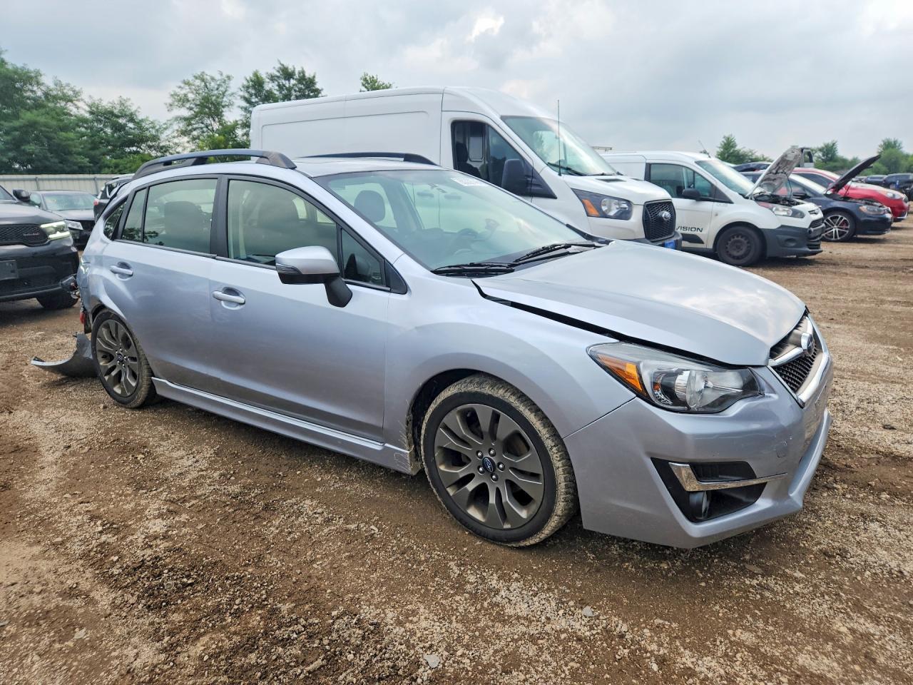 2015 Subaru Impreza Sport Silver vin: JF1GPAU65F8205151