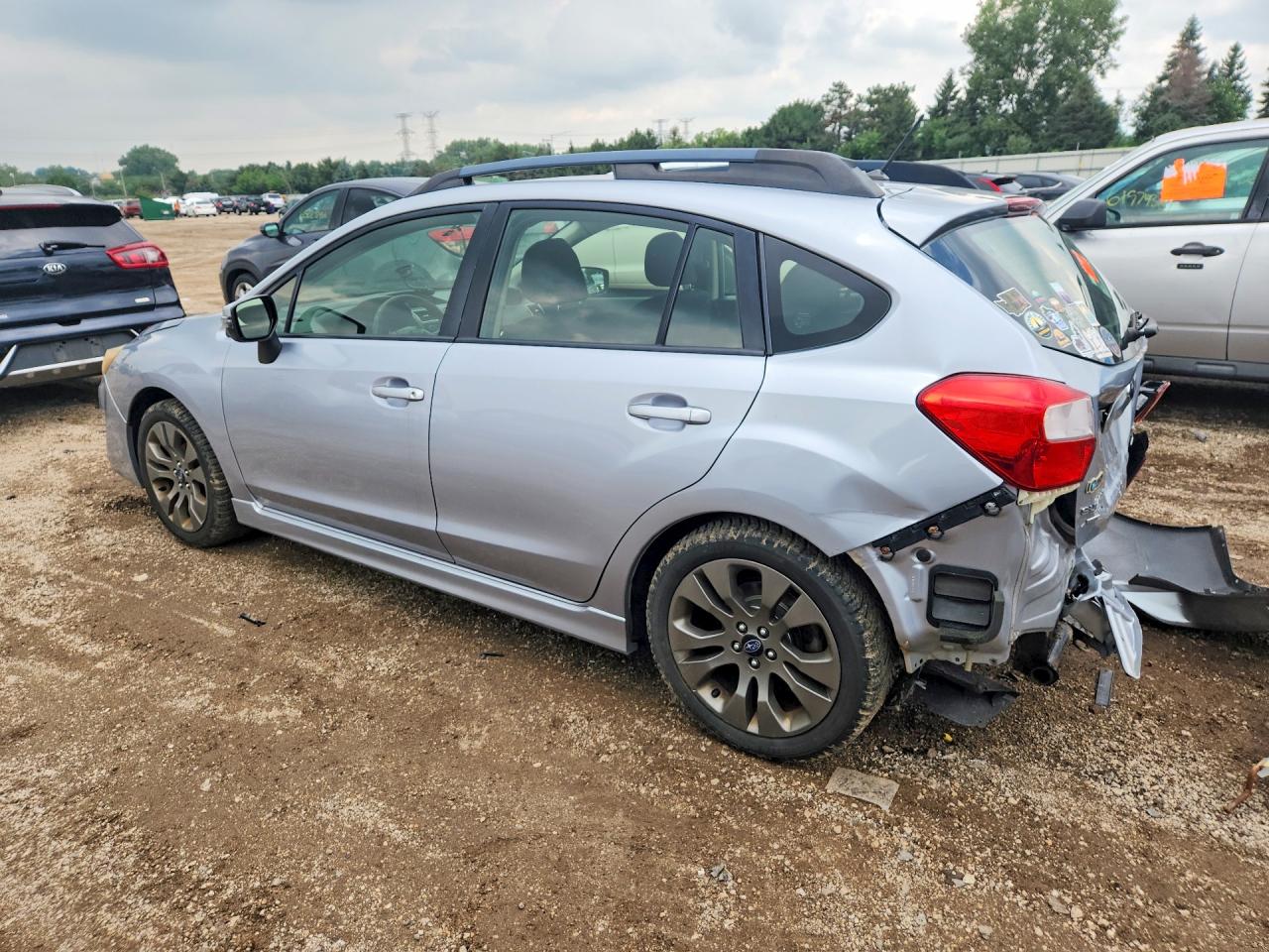 2015 Subaru Impreza Sport Silver vin: JF1GPAU65F8205151