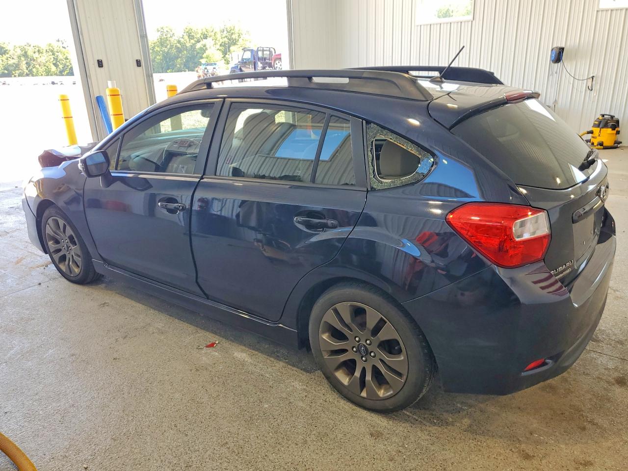 2015 Subaru Impreza Sport Синий vin: JF1GPAU66FH229135