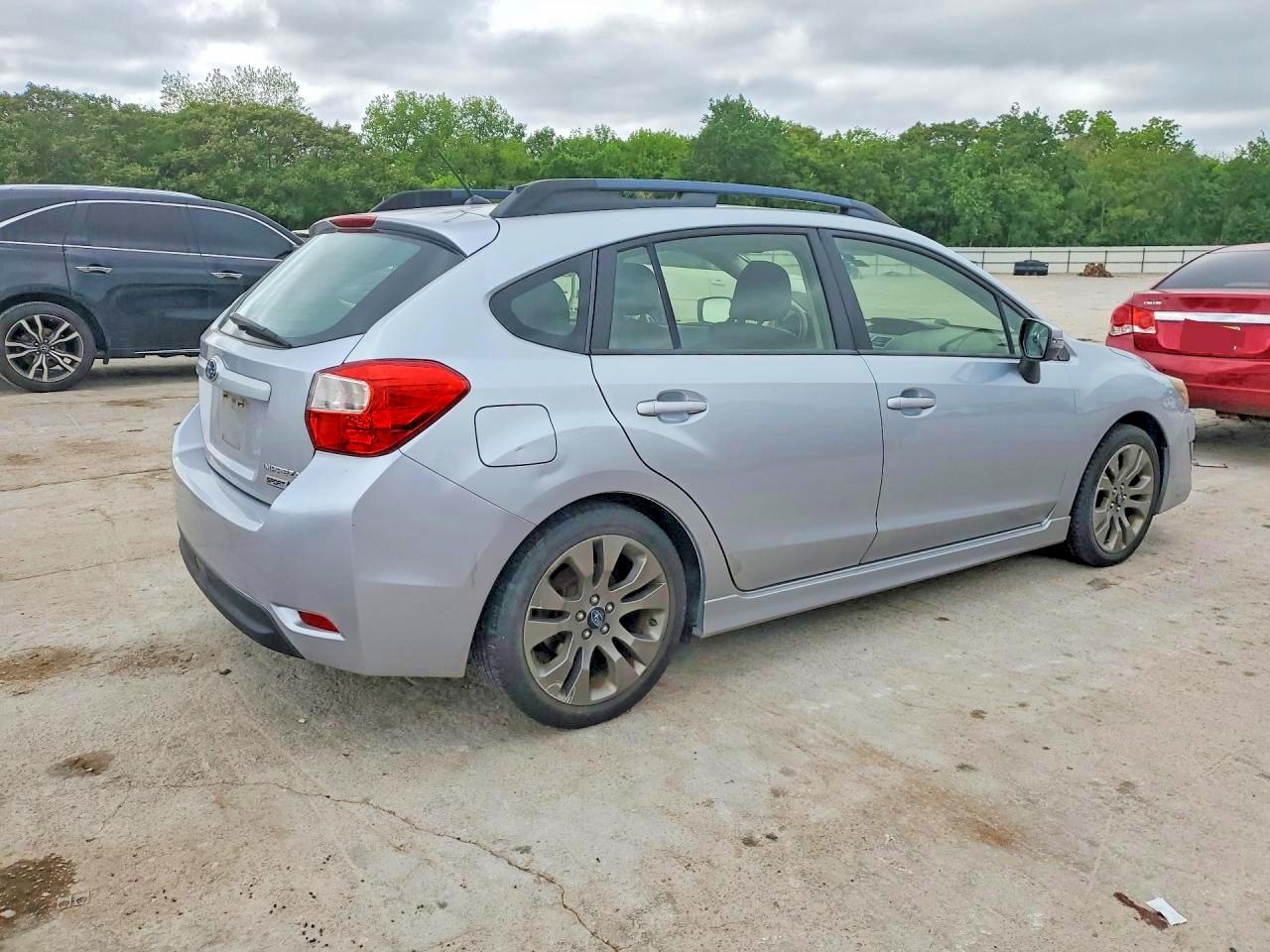 2015 Subaru Impreza Sport Silver vin: JF1GPAU68FH203295