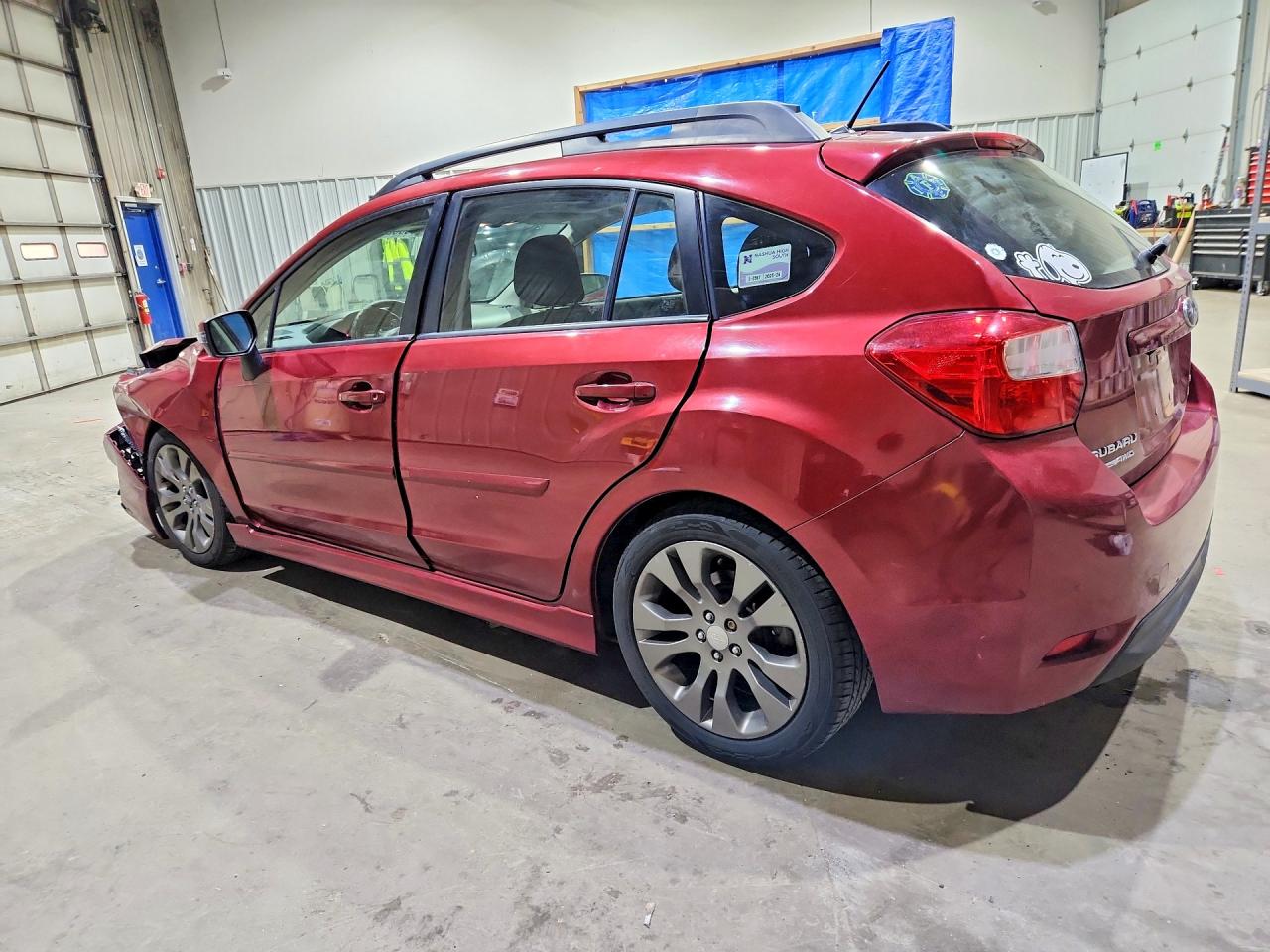 2015 Subaru Impreza Sport Burgundy vin: JF1GPAU68FH234479