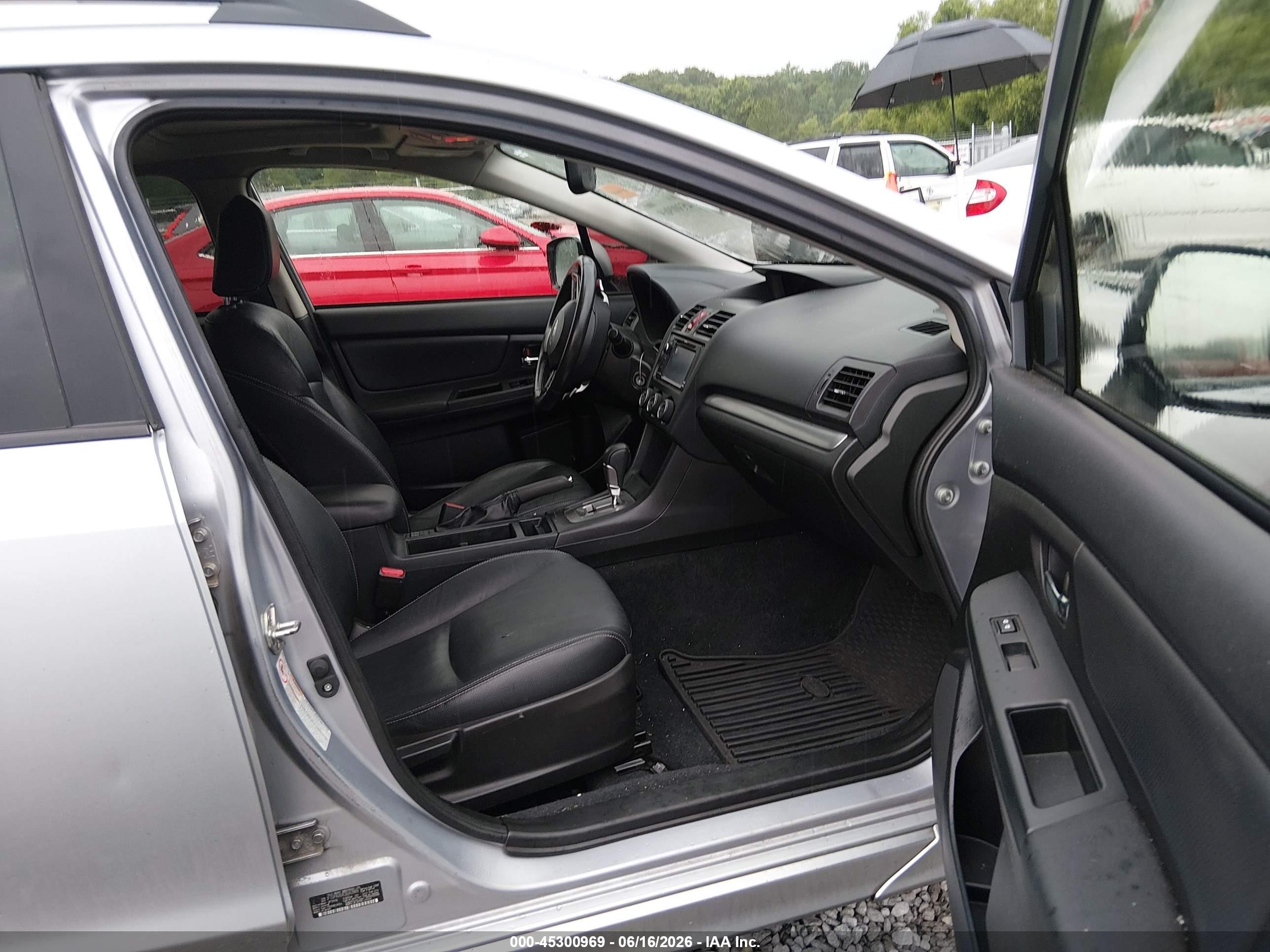 2012 Subaru Impreza 2.0i Sport Limited Silver vin: JF1GPAU6XCH242868