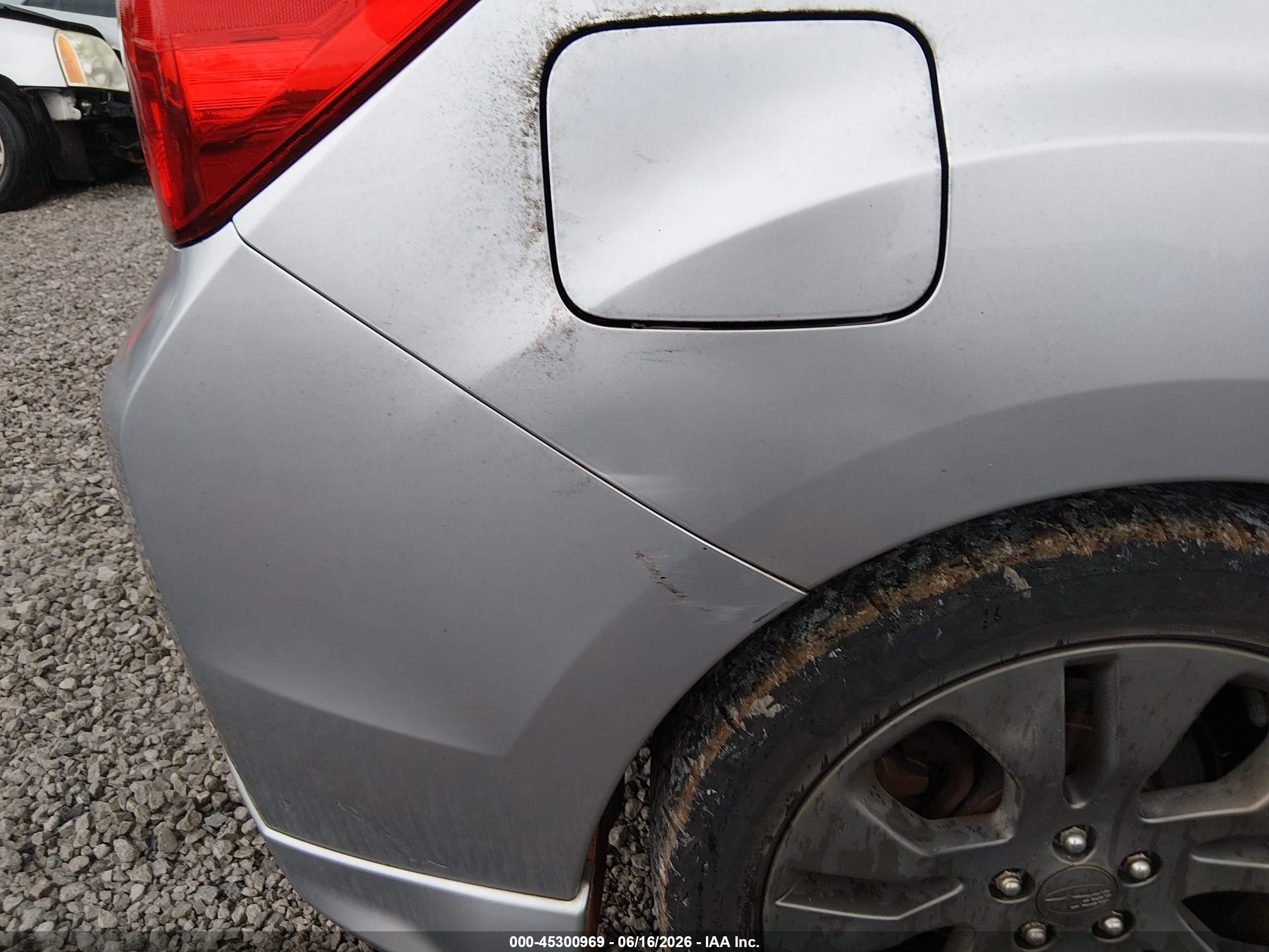 2012 Subaru Impreza 2.0i Sport Limited Silver vin: JF1GPAU6XCH242868