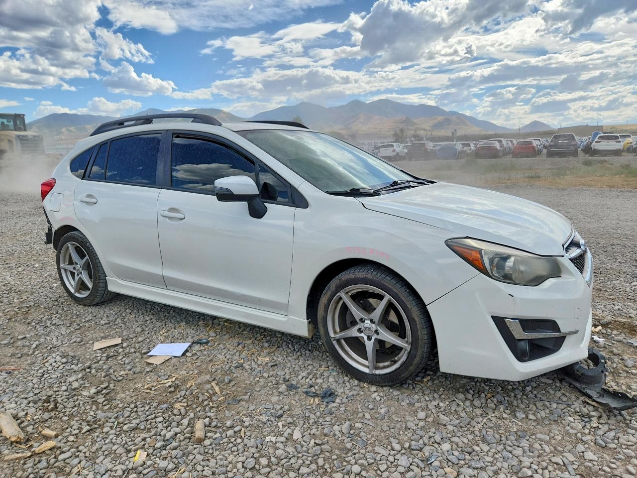 2015 Subaru Impreza Sport White vin: JF1GPAU6XFH326936