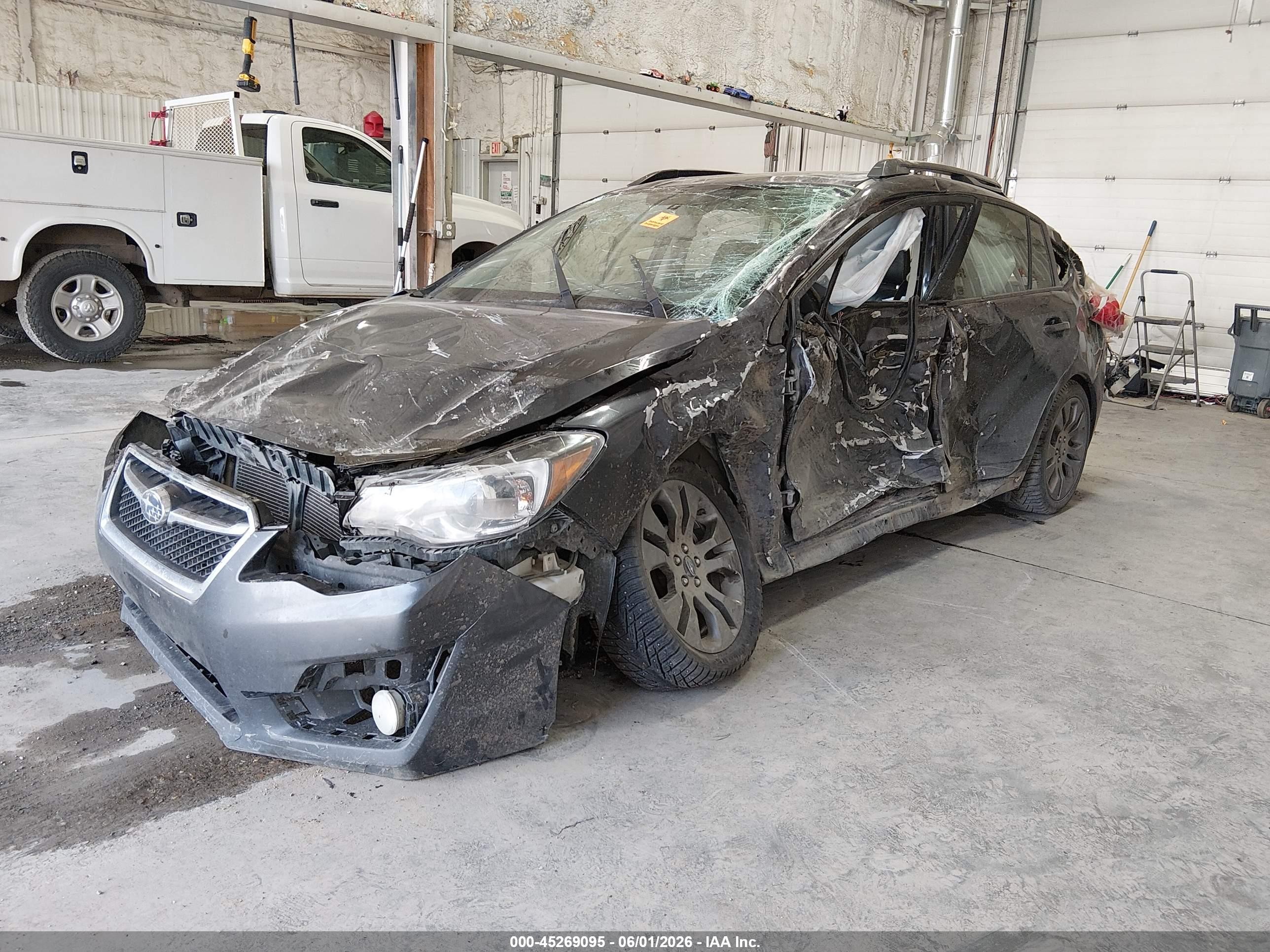 2015 Subaru Impreza 2.0i Sport Limited Gray vin: JF1GPAW67F8206055