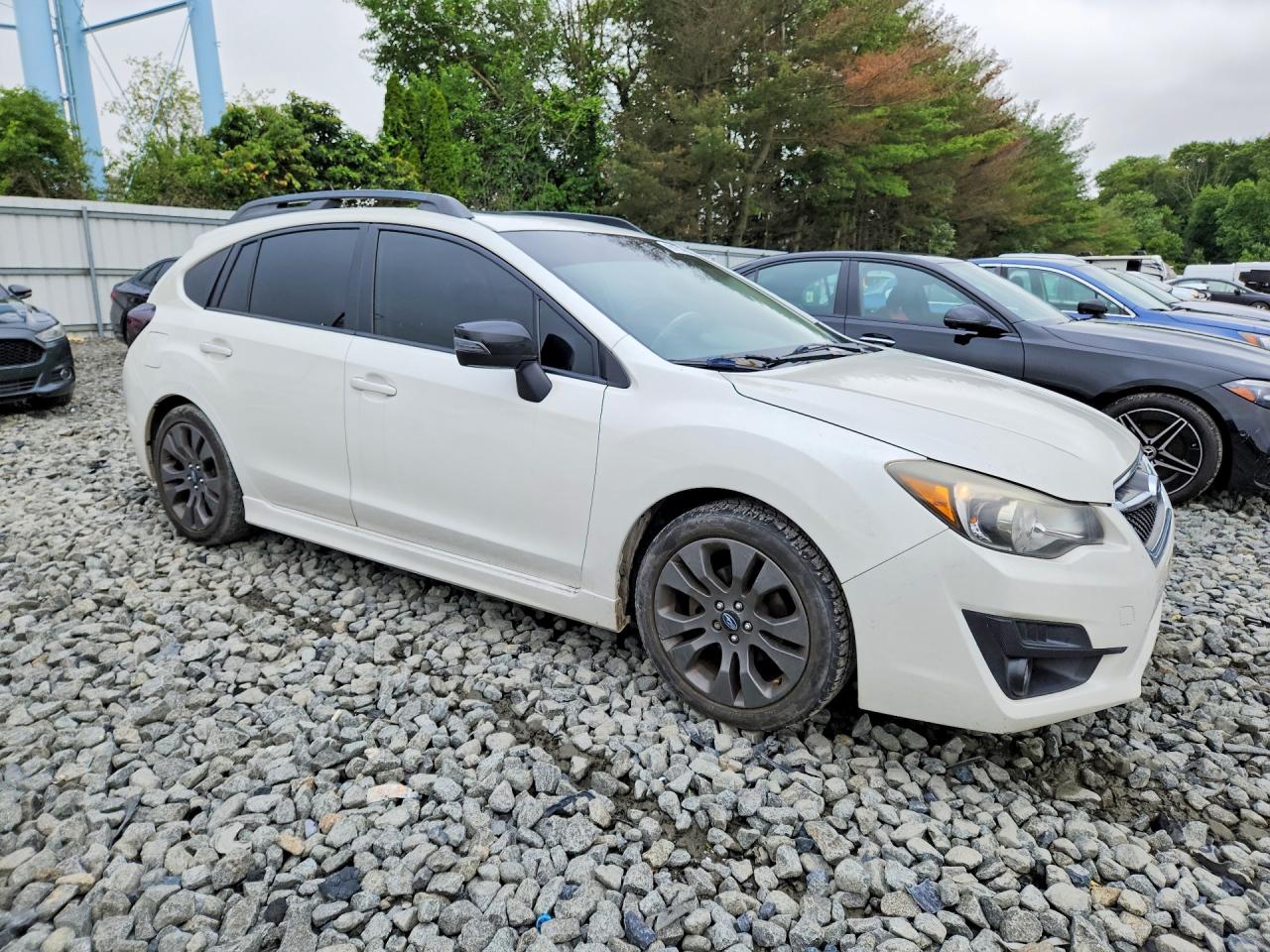 2015 Subaru Impreza Sport White vin: JF1GPAY68F8238039