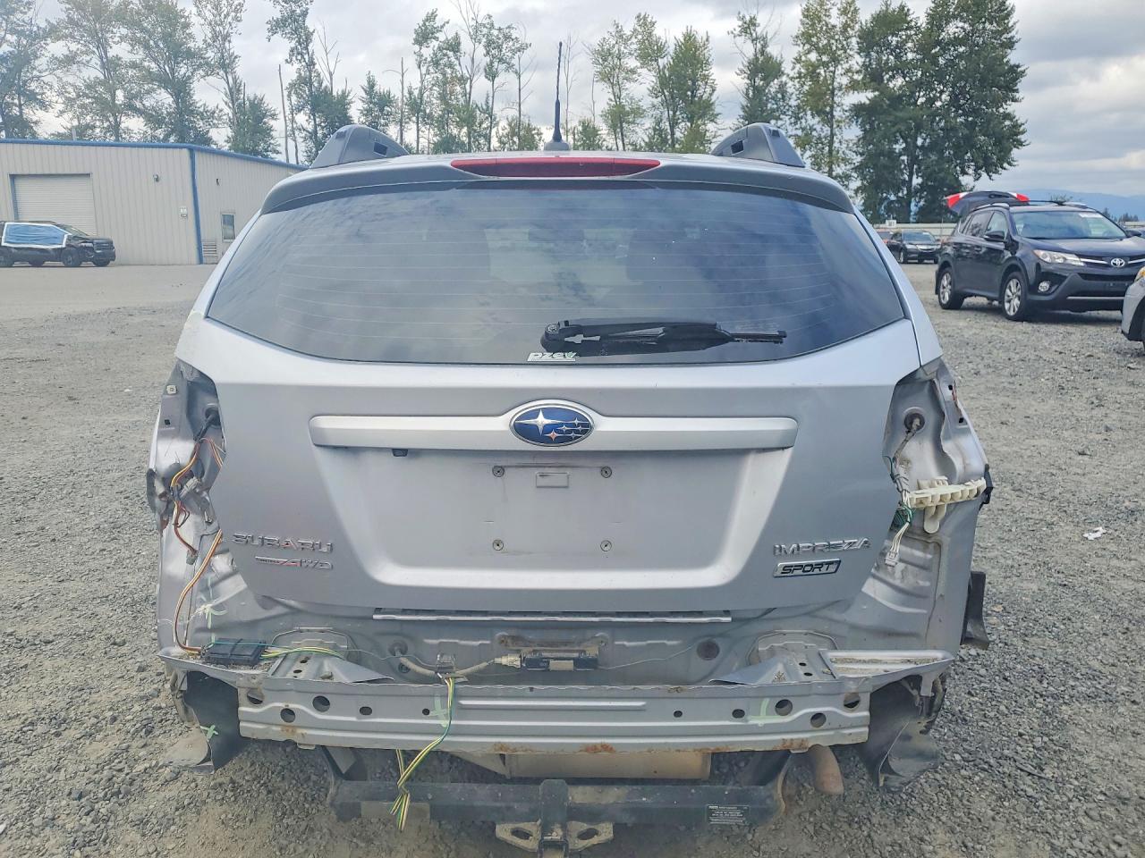 2015 Subaru Impreza Sport Limited Silver vin: JF1GPAZ62F8253697