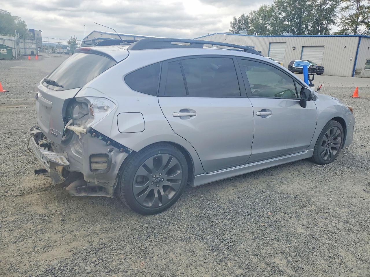 2015 Subaru Impreza Sport Limited Silver vin: JF1GPAZ62F8253697
