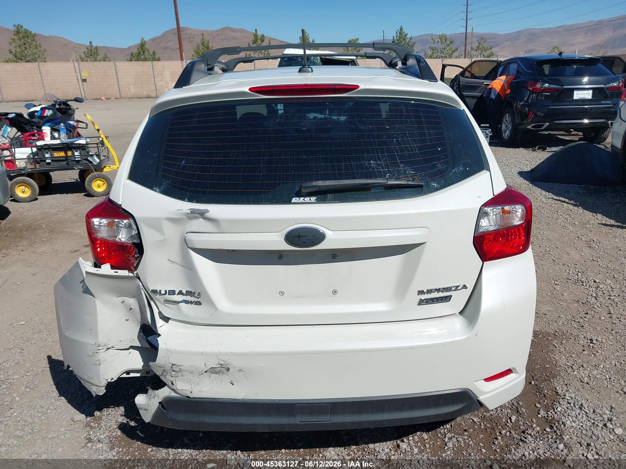 2015 Subaru Impreza 2.0i Sport Limited White vin: JF1GPAZ67FH324635