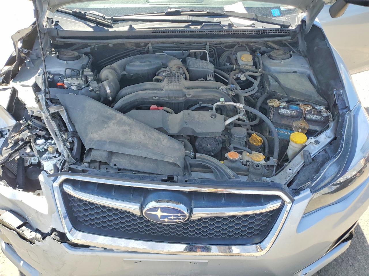 2015 Subaru Impreza Sport Limited Серебряный vin: JF1GPAZ69FH209907