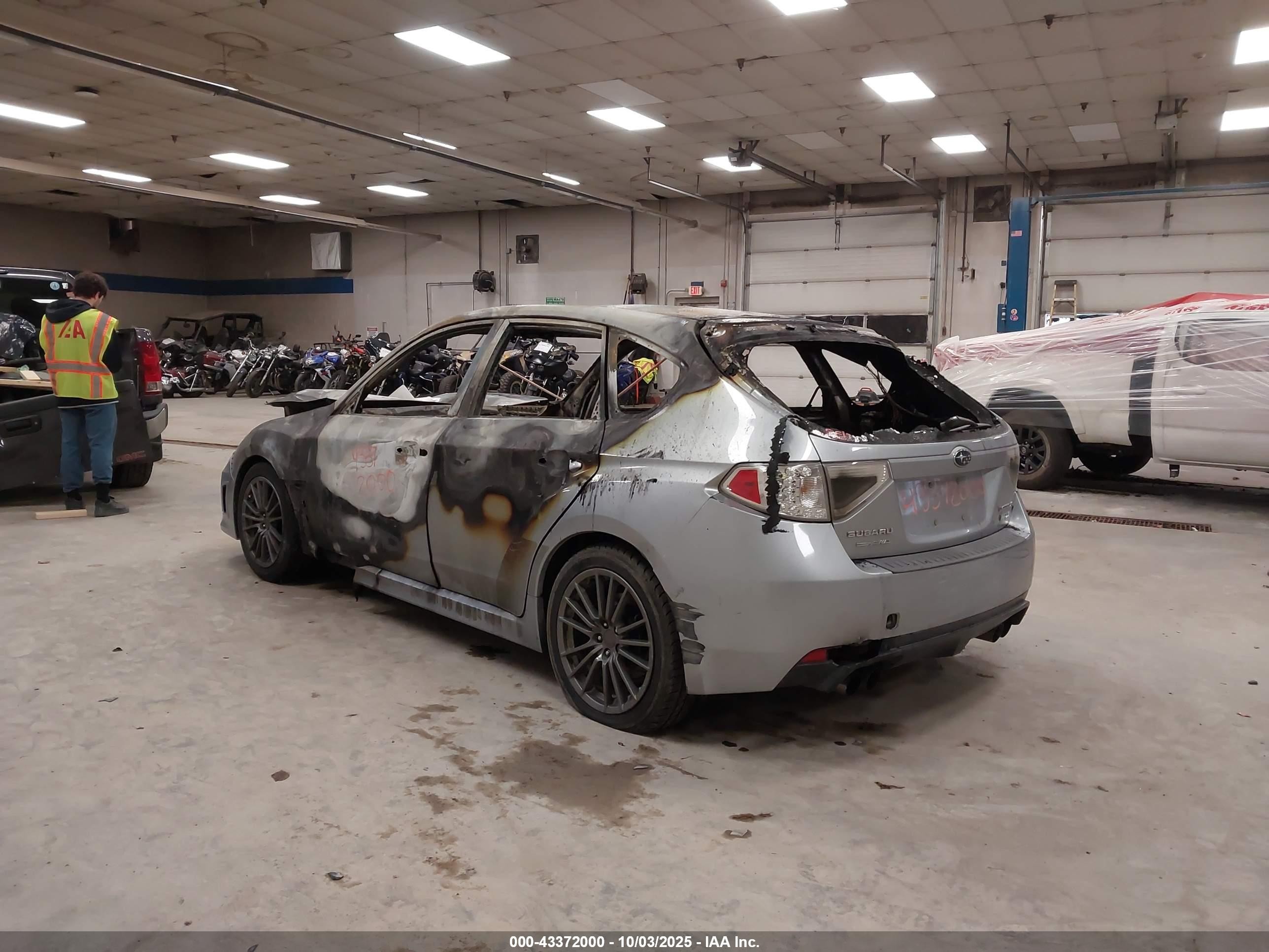 2013 Subaru Impreza Wrx Premium Silver vin: JF1GR7E60DG818762