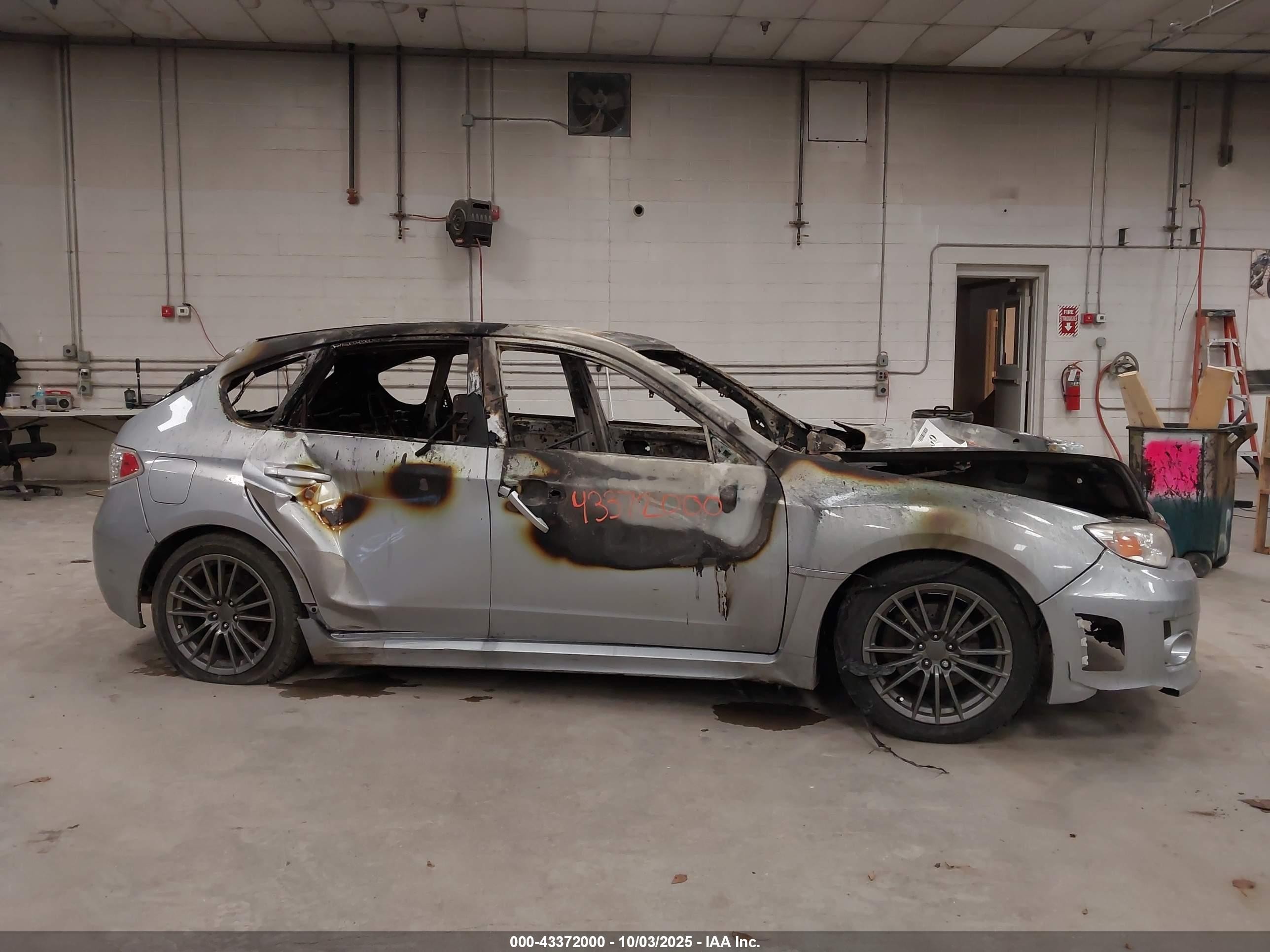 2013 Subaru Impreza Wrx Premium Silver vin: JF1GR7E60DG818762