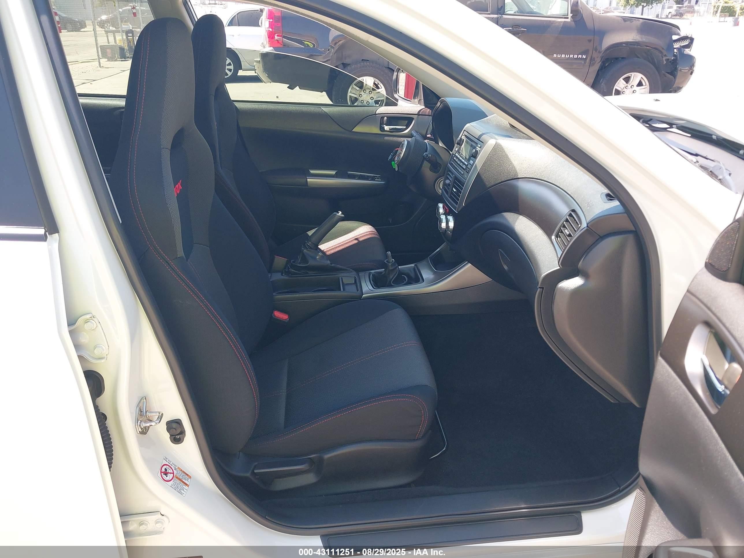 2014 Subaru Impreza Wrx   Белый vin: JF1GR7E63EG242957