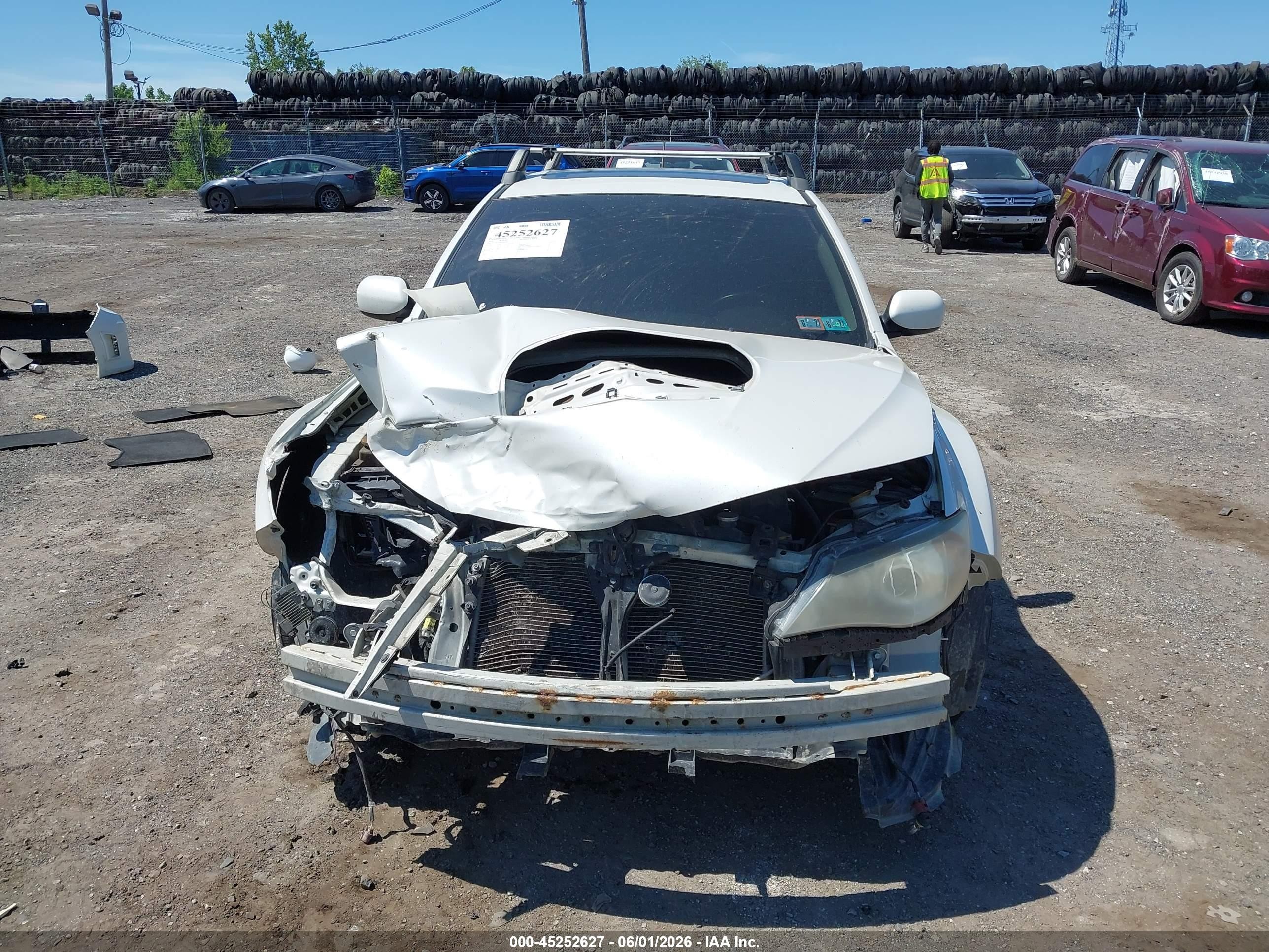 2013 Subaru Impreza Wrx Premium White vin: JF1GR7E66DG805689