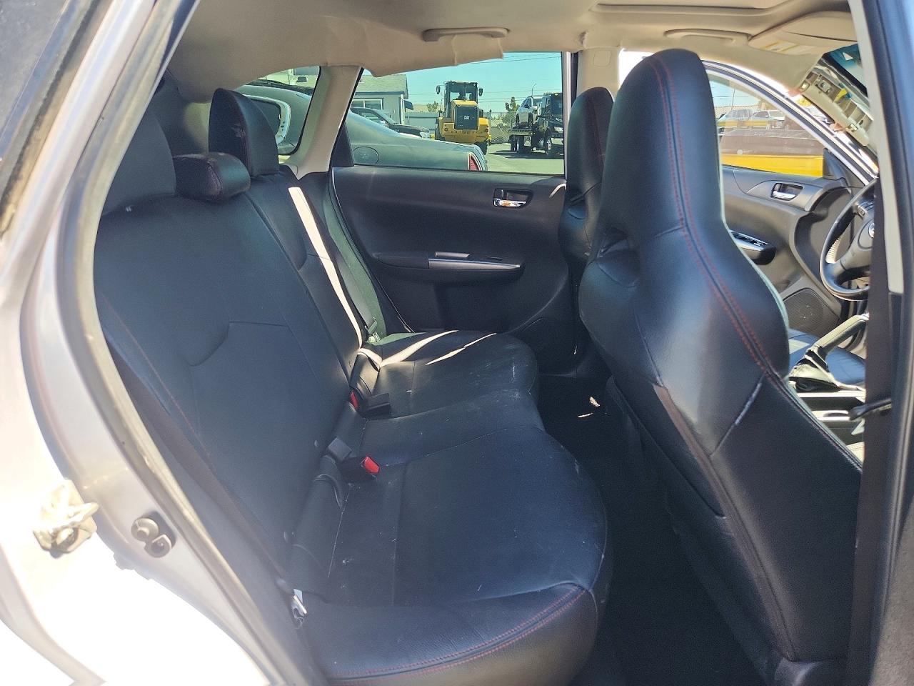 2013 Subaru Impreza Wrx Серебряный vin: JF1GR7E68DG206597