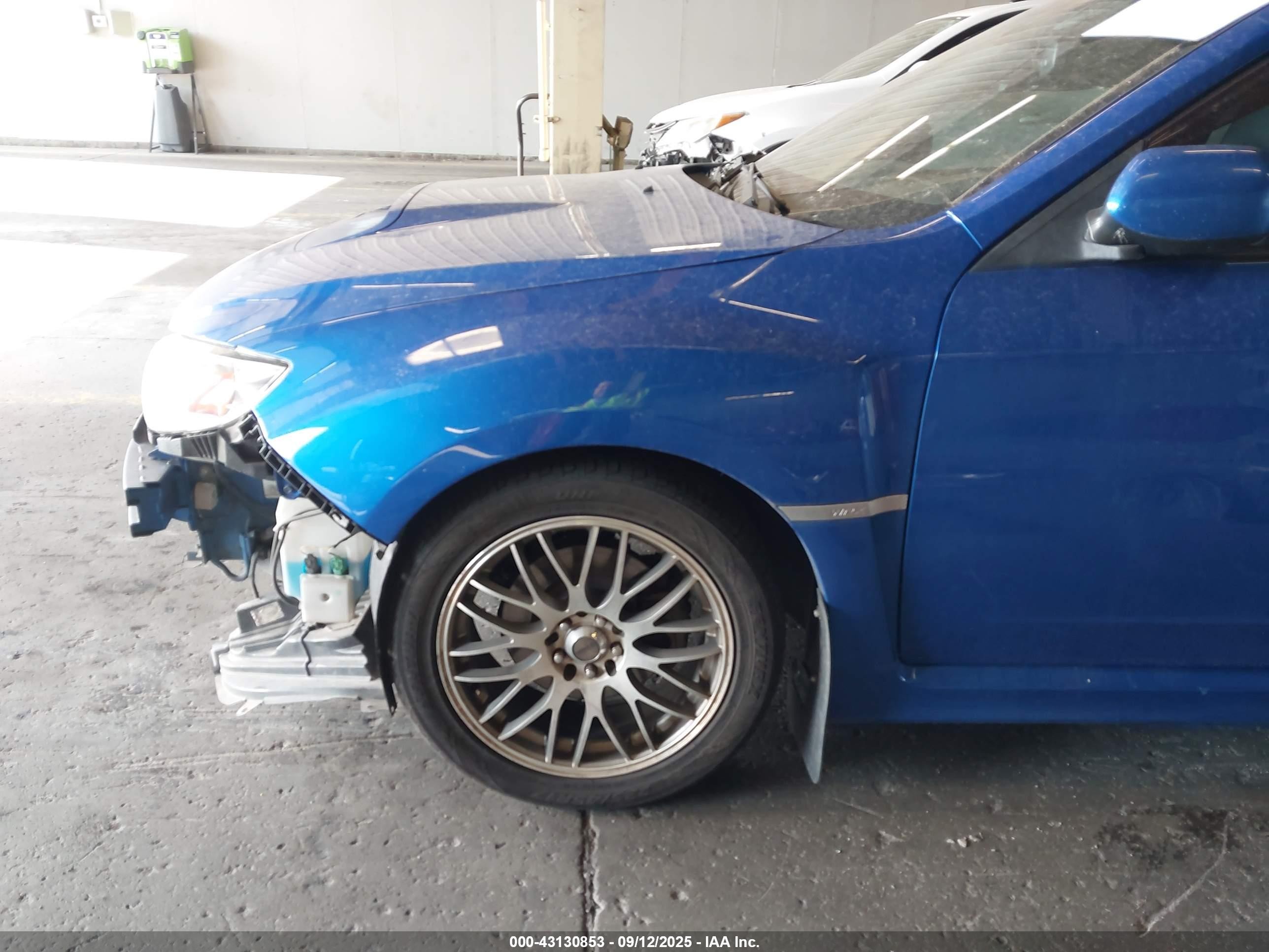 2014 Subaru Impreza Wrx Limited Синий vin: JF1GR7E68EG233123