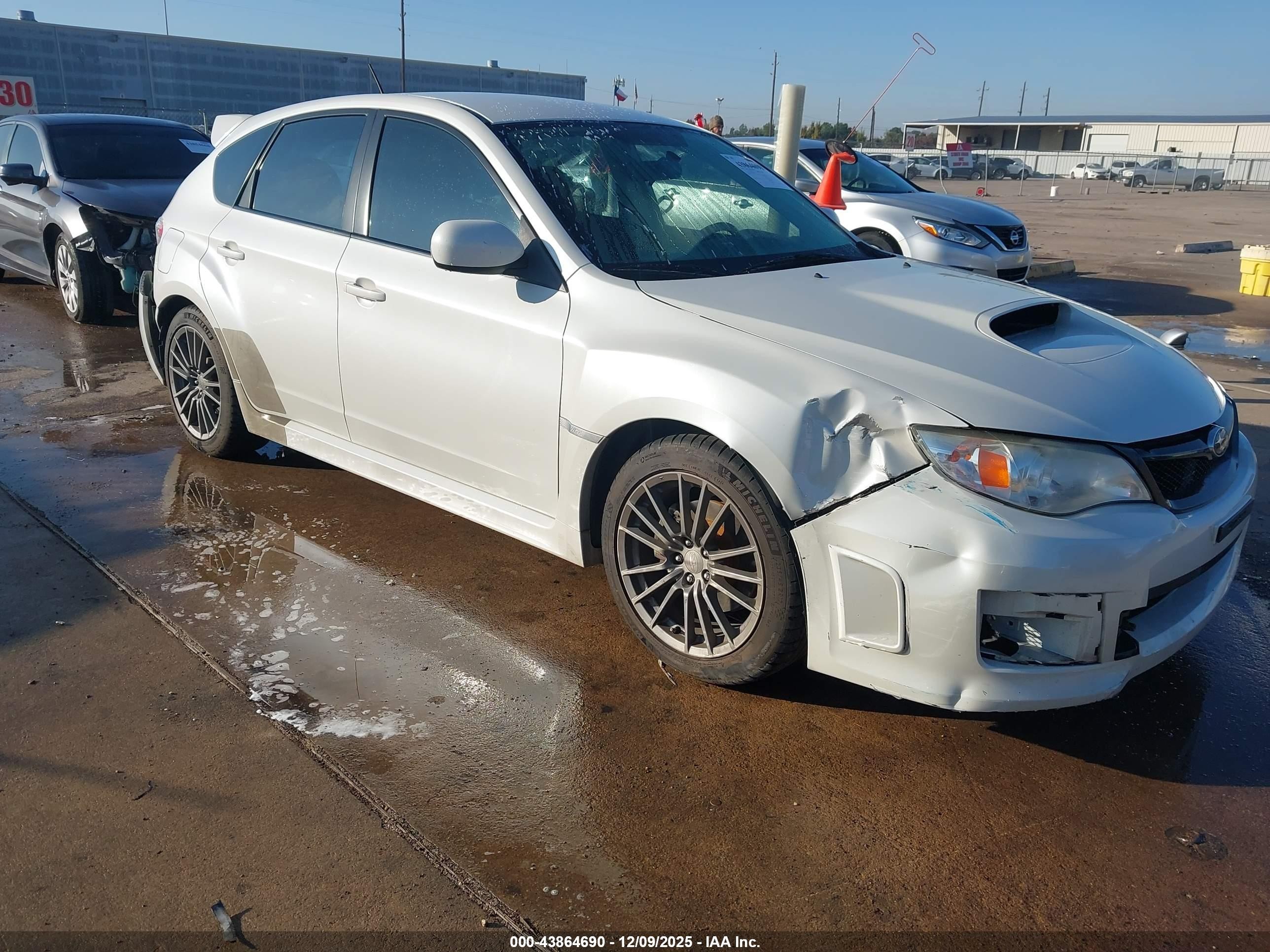 2014 Subaru Impreza Wrx   Белый vin: JF1GR7E6XEG200074