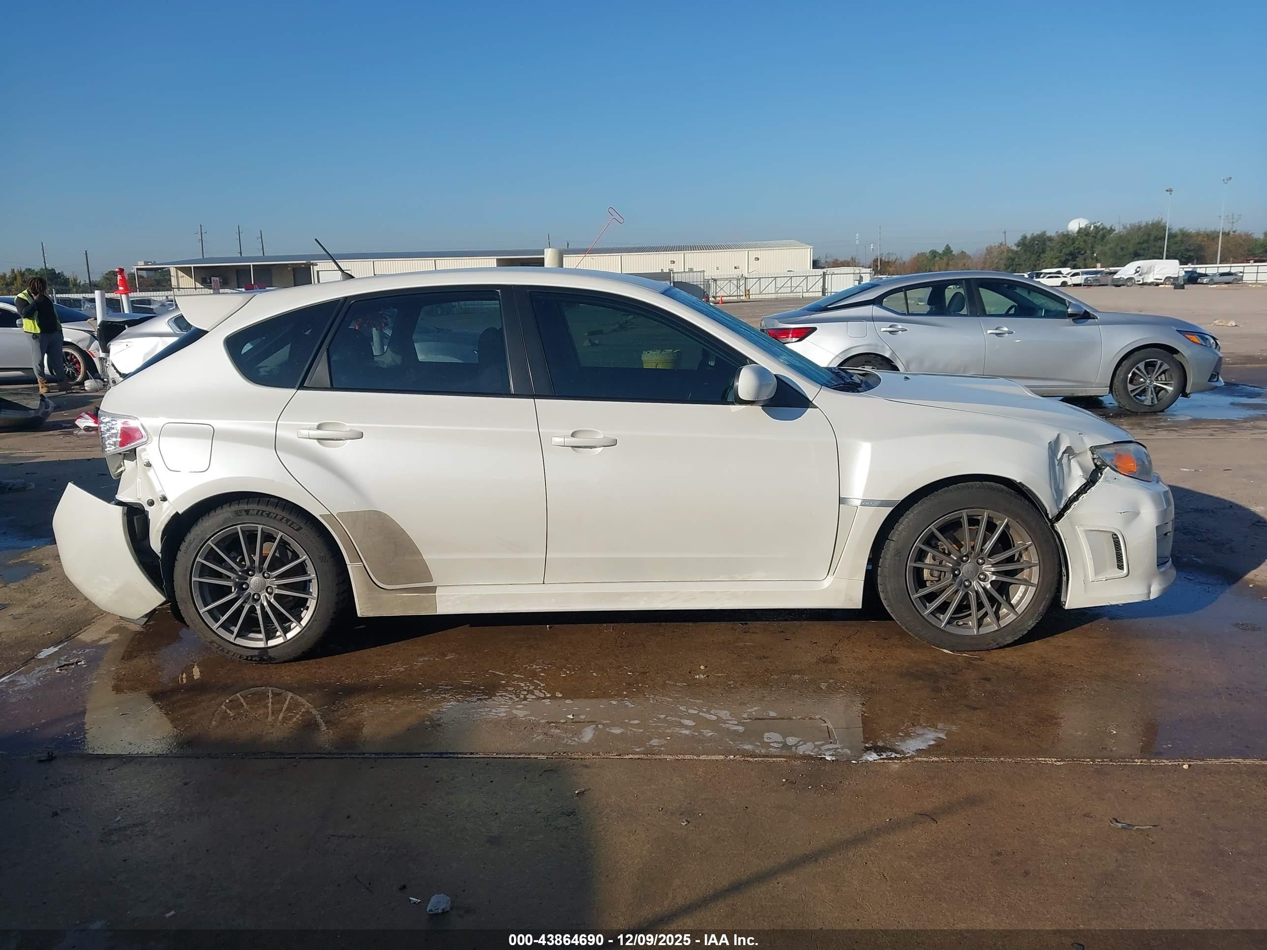 2014 Subaru Impreza Wrx   White vin: JF1GR7E6XEG200074