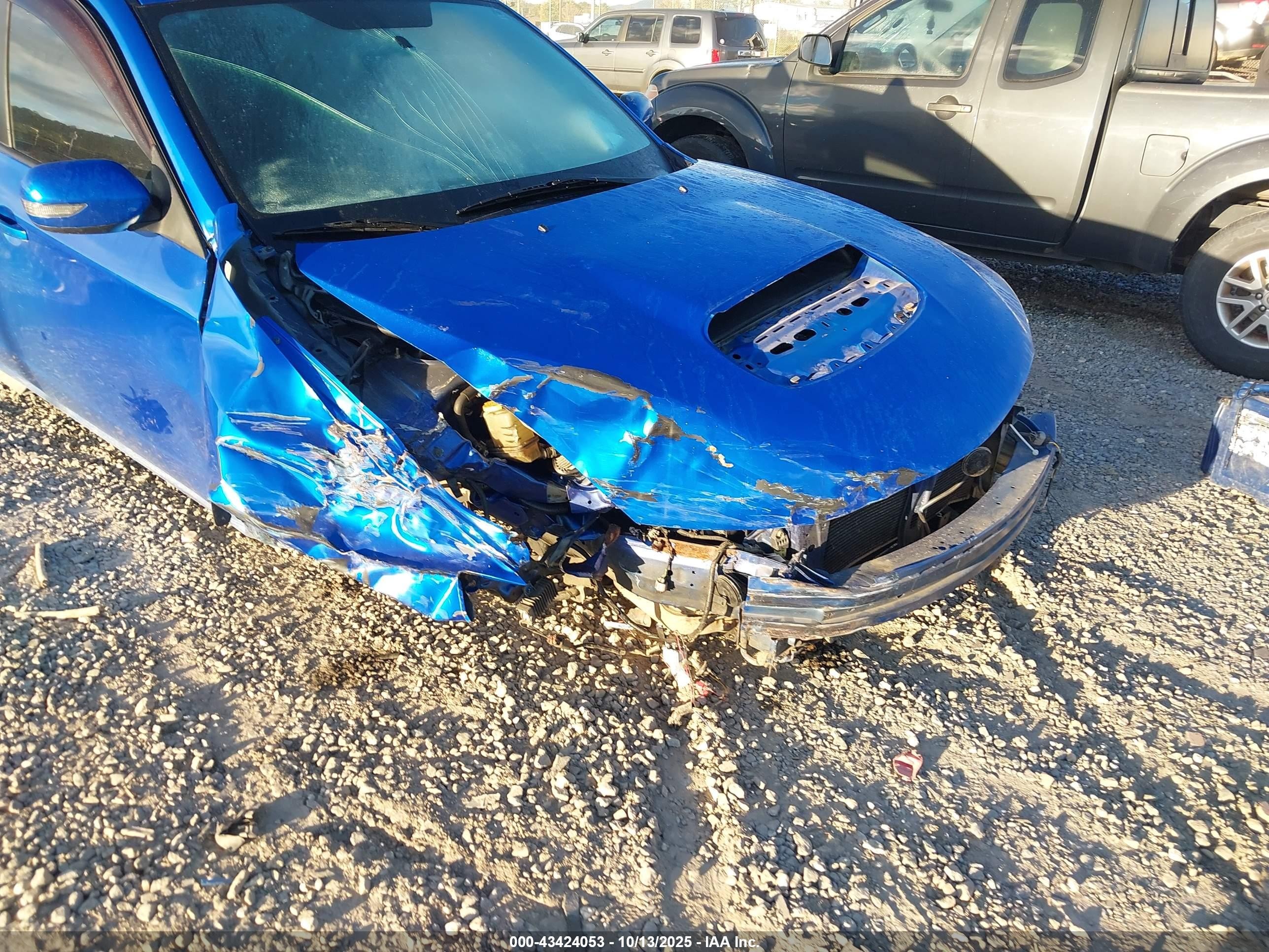 2008 Subaru Impreza Wrx Sti   Blue vin: JF1GR89618L823482