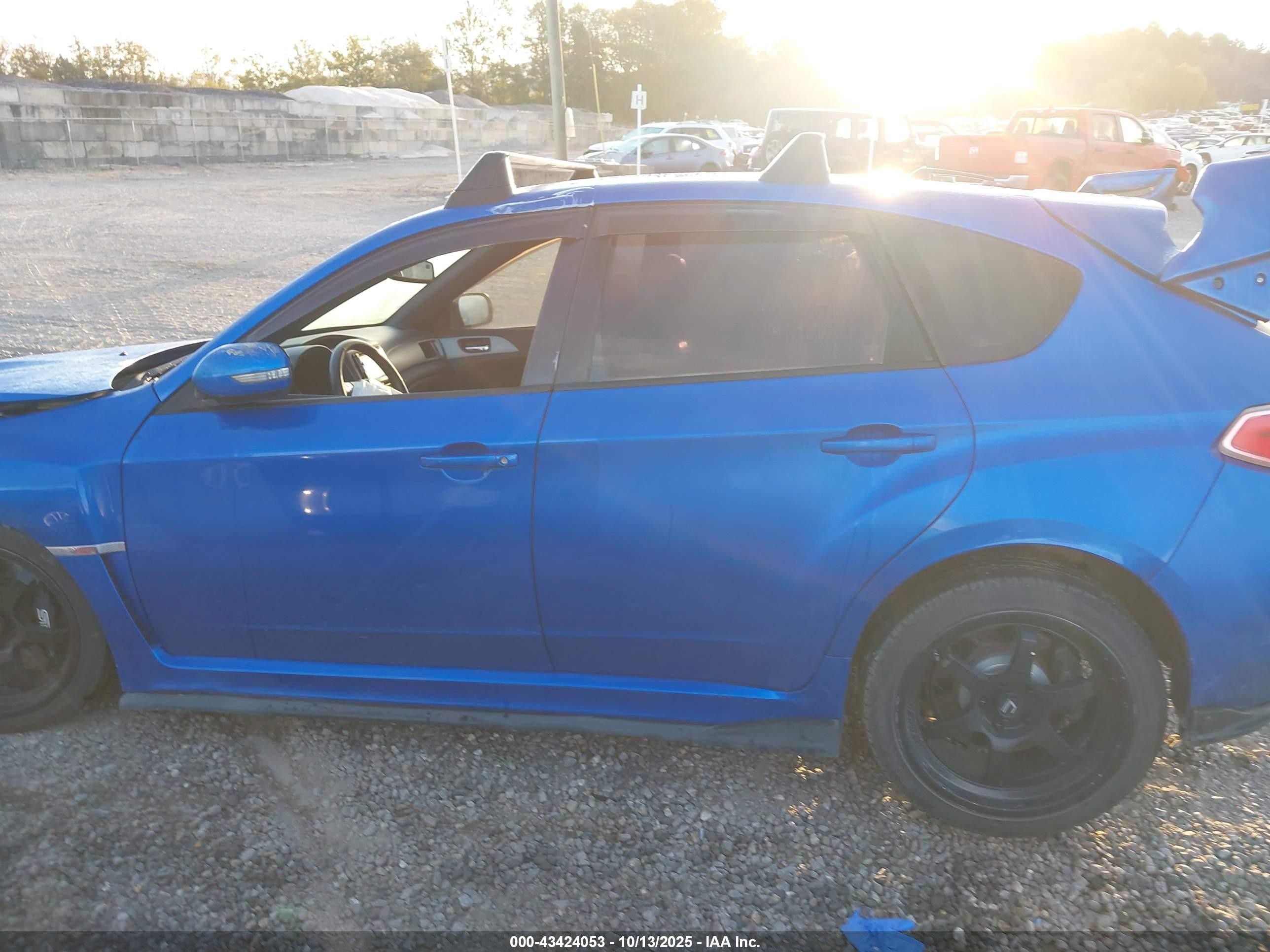 2008 Subaru Impreza Wrx Sti   Blue vin: JF1GR89618L823482