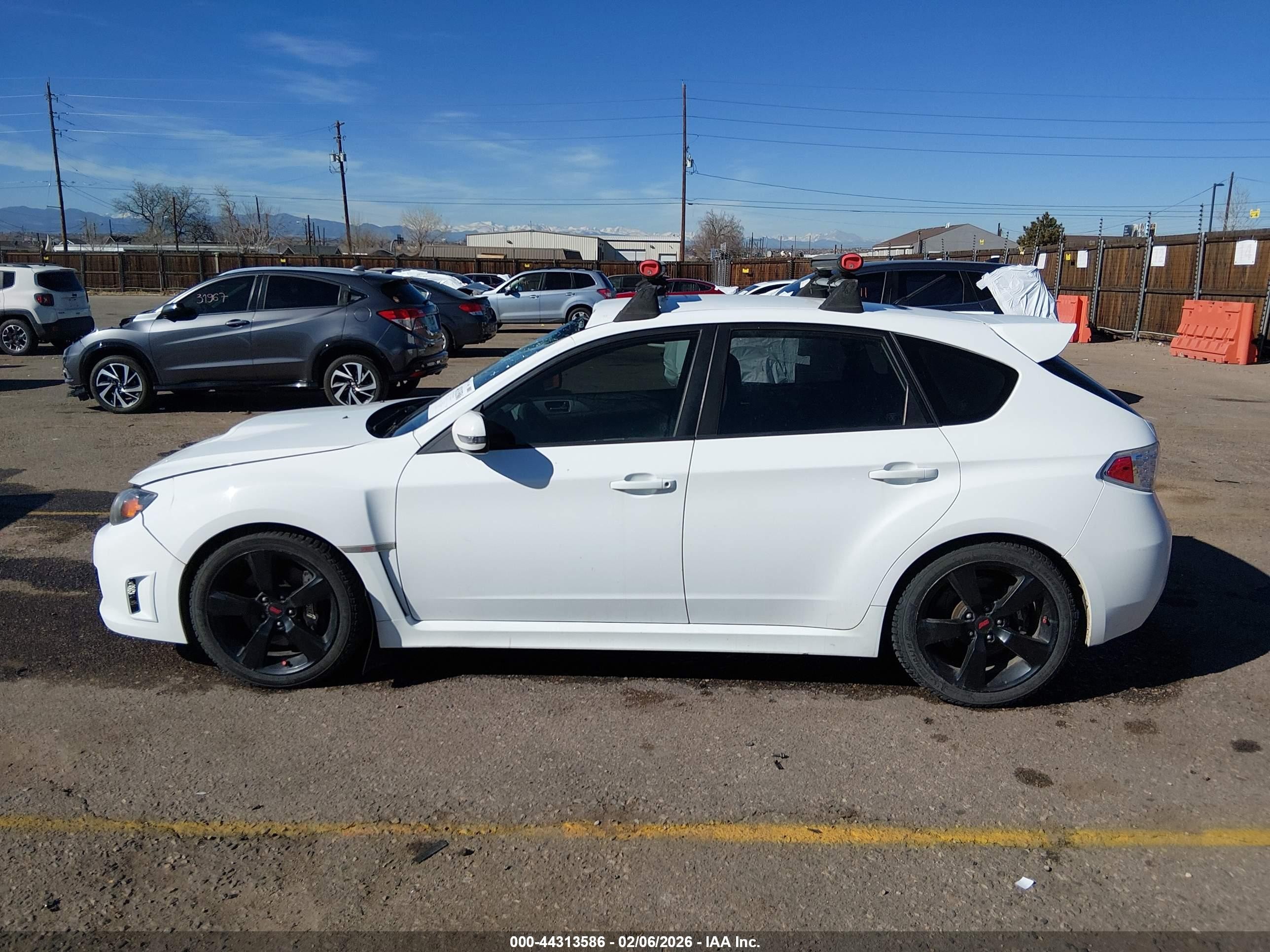 2008 Subaru Impreza Wrx Sti   White vin: JF1GR896X8L817258