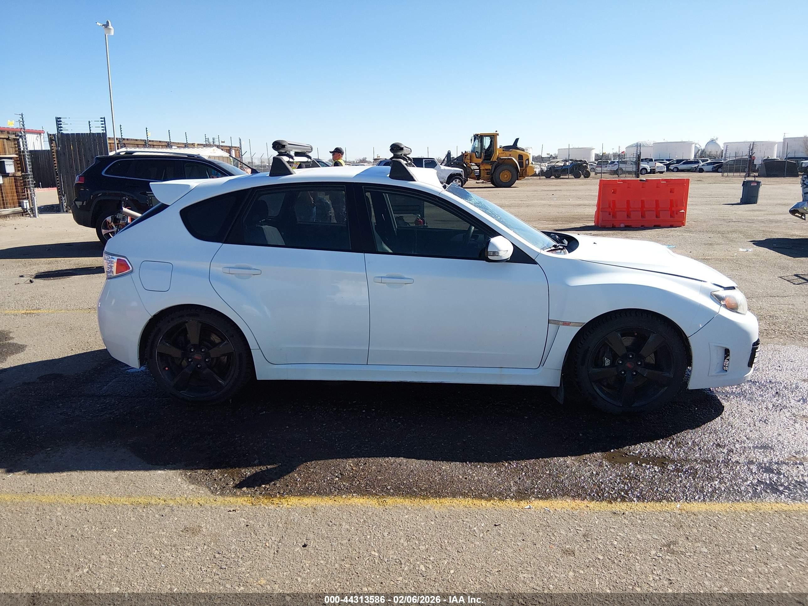 2008 Subaru Impreza Wrx Sti   White vin: JF1GR896X8L817258
