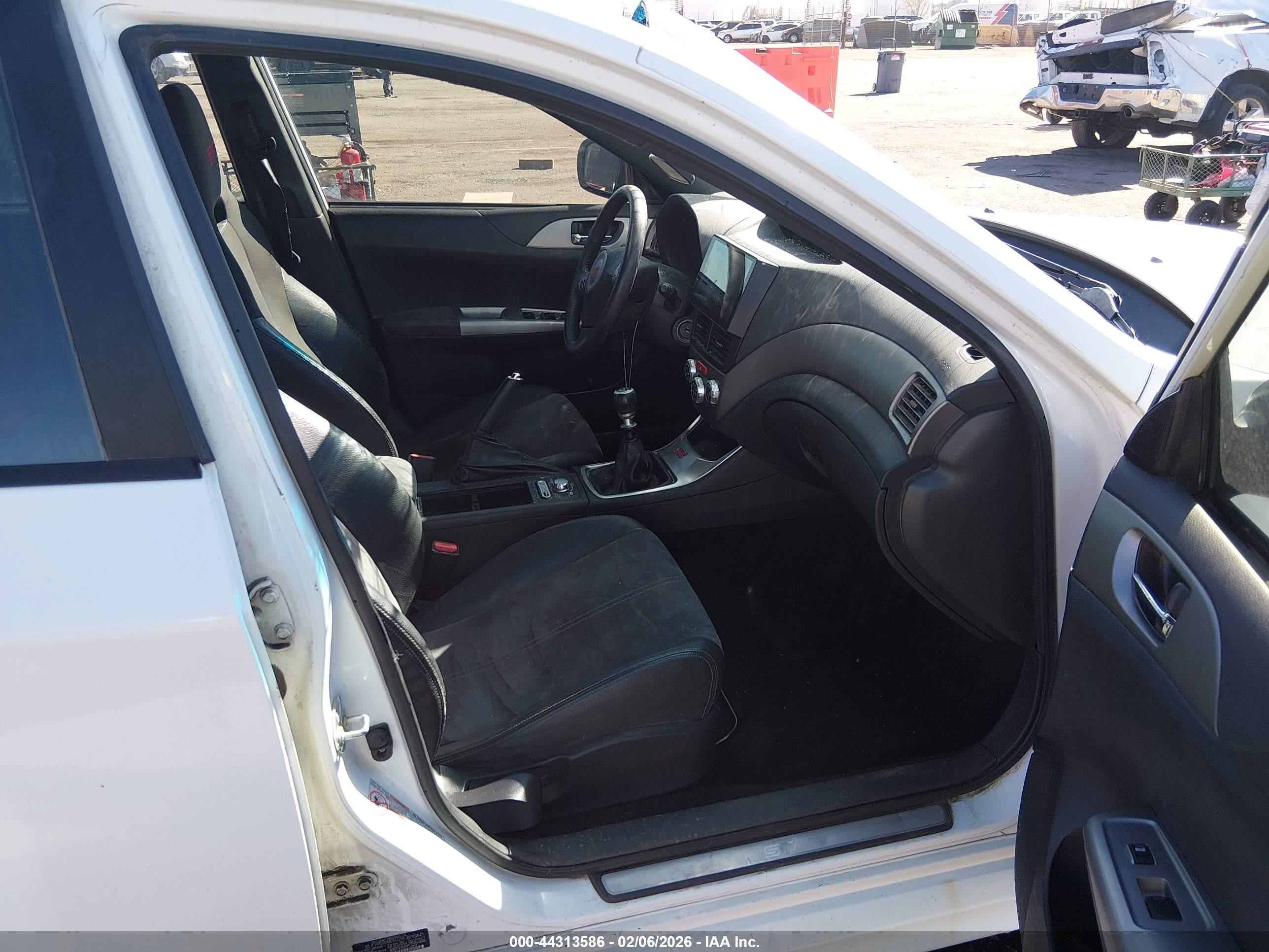 2008 Subaru Impreza Wrx Sti   White vin: JF1GR896X8L817258