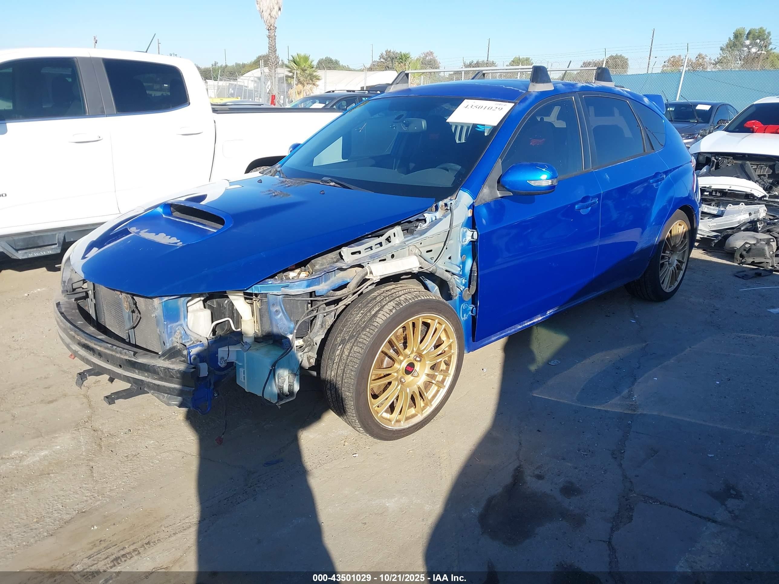 2010 Subaru Impreza Wrx Sti   Blue vin: JF1GR8H63AL817397