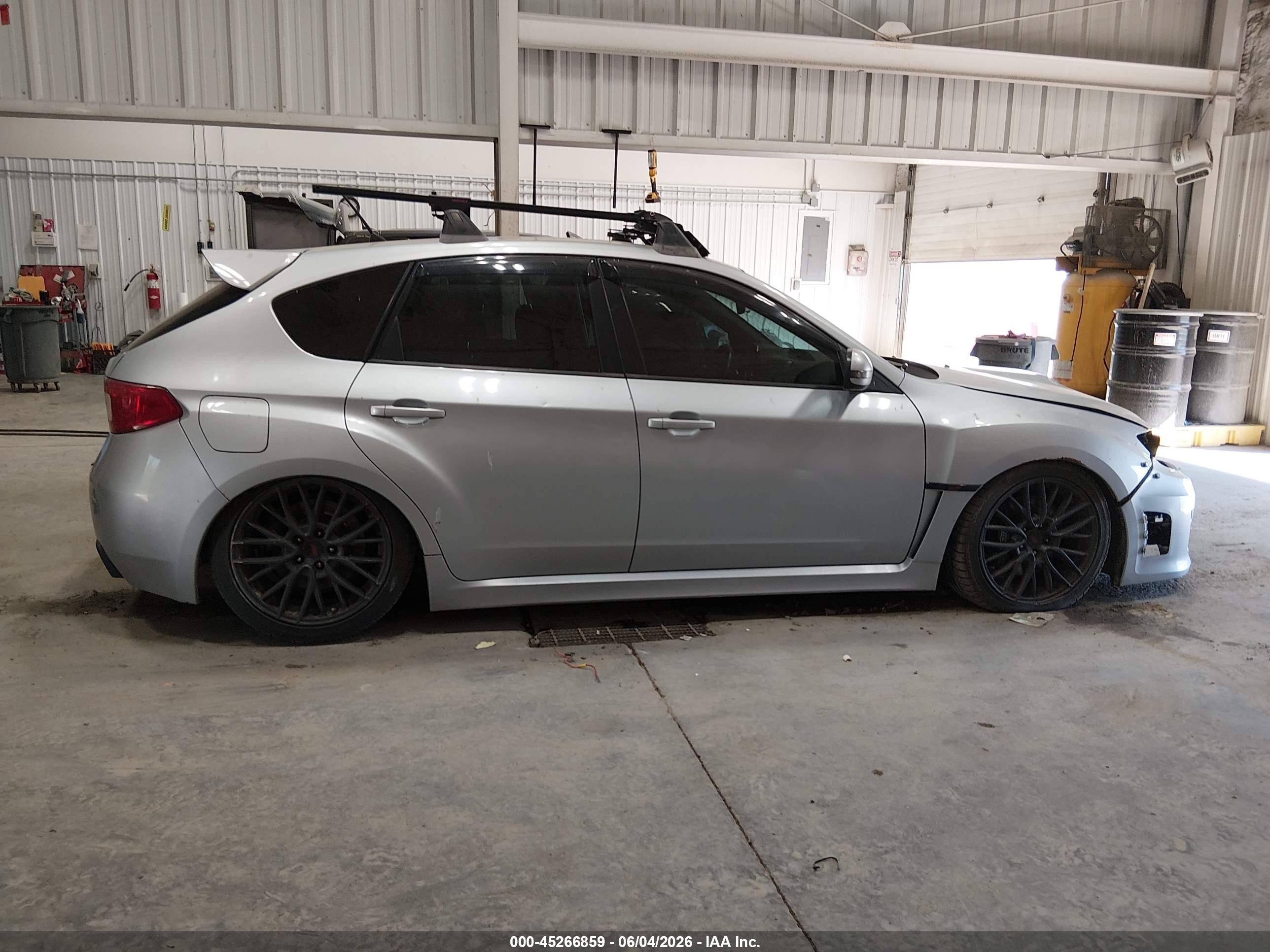 2013 Subaru Impreza Wrx Sti Silver vin: JF1GR8H66DL803434