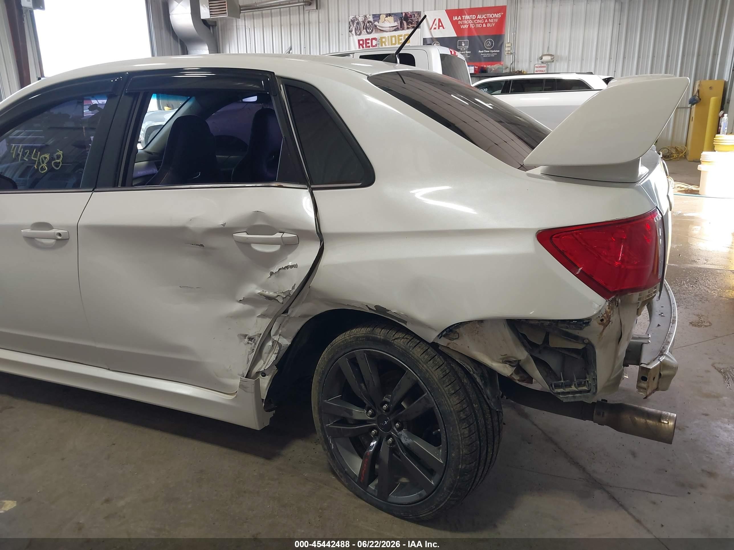 2011 Subaru Impreza Wrx White vin: JF1GV7E64BG521180
