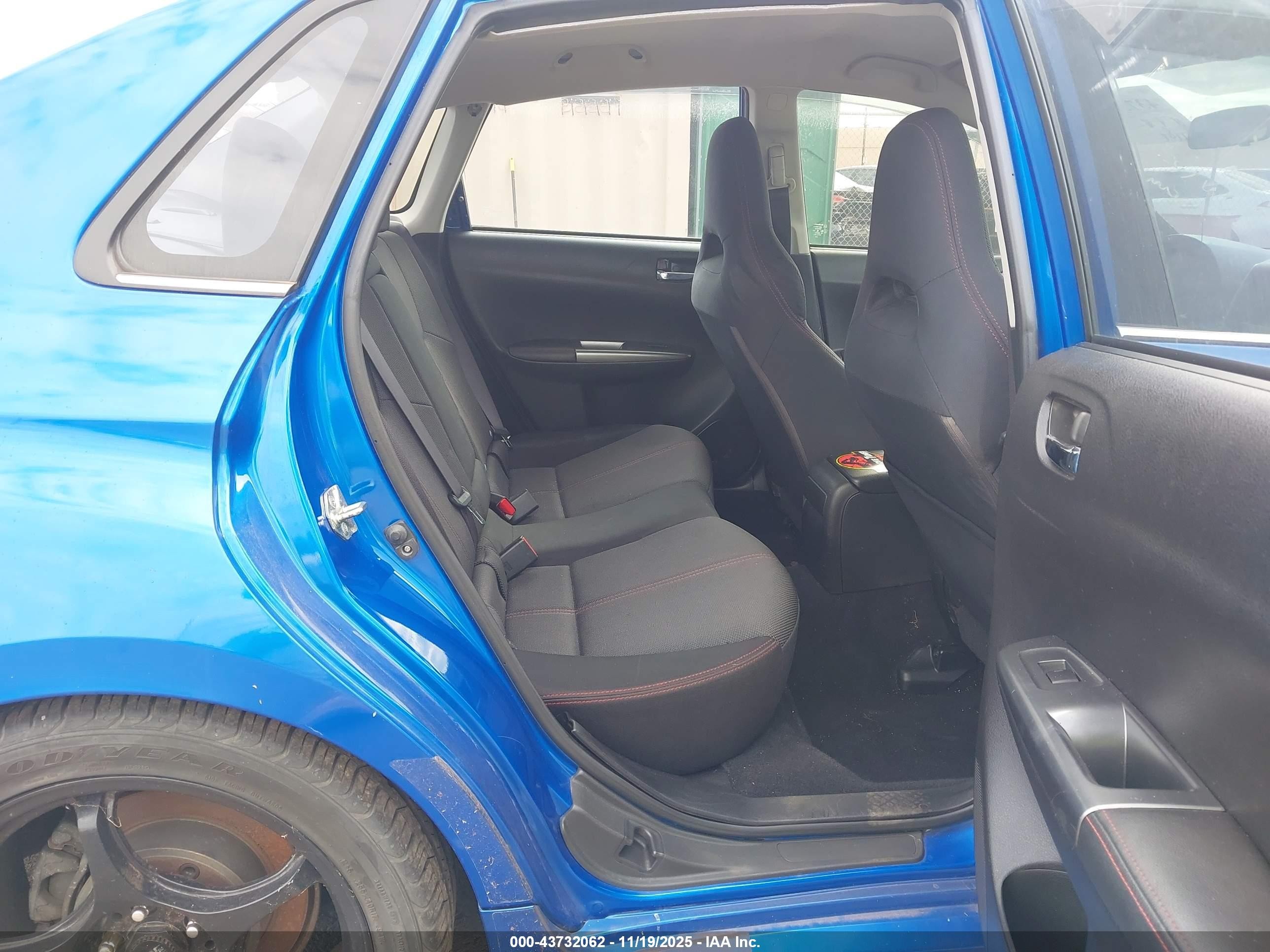 2014 Subaru Impreza Wrx   Blue vin: JF1GV7E68EG002024
