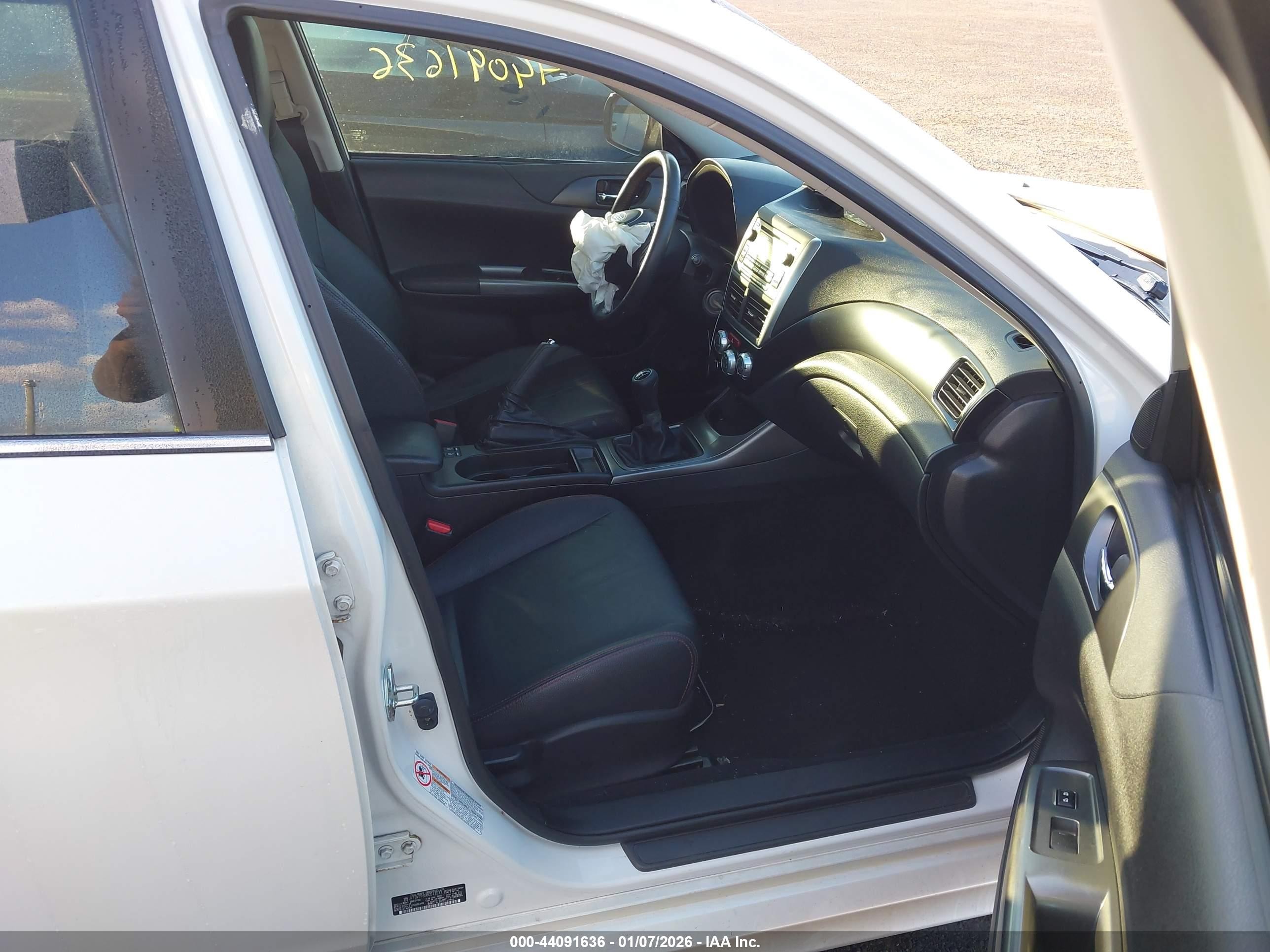 2011 Subaru Impreza Wrx Limited Белый vin: JF1GV7F69BG513977