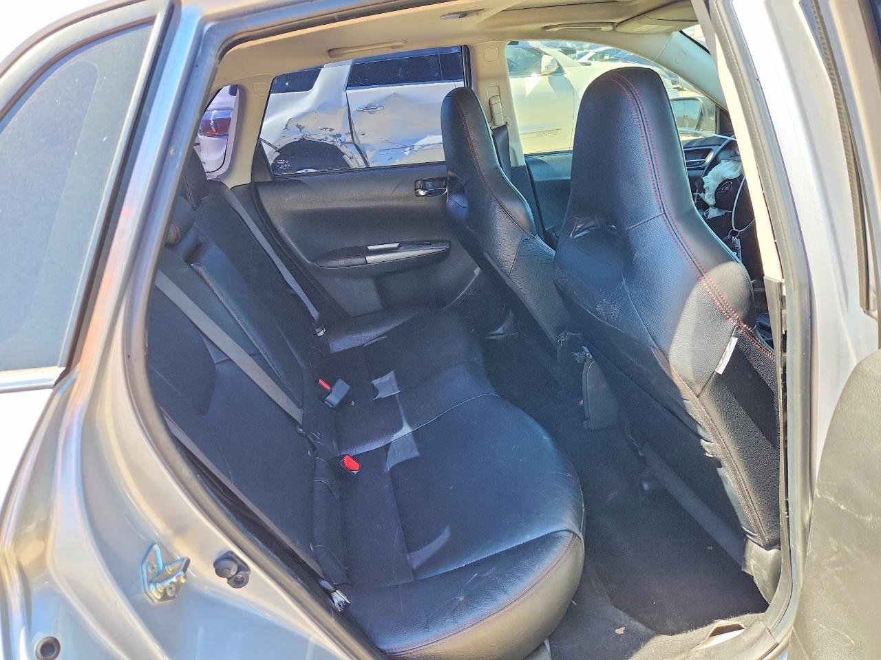 2014 Subaru Impreza Wrx Серебряный vin: JF1GV7F69EG007585