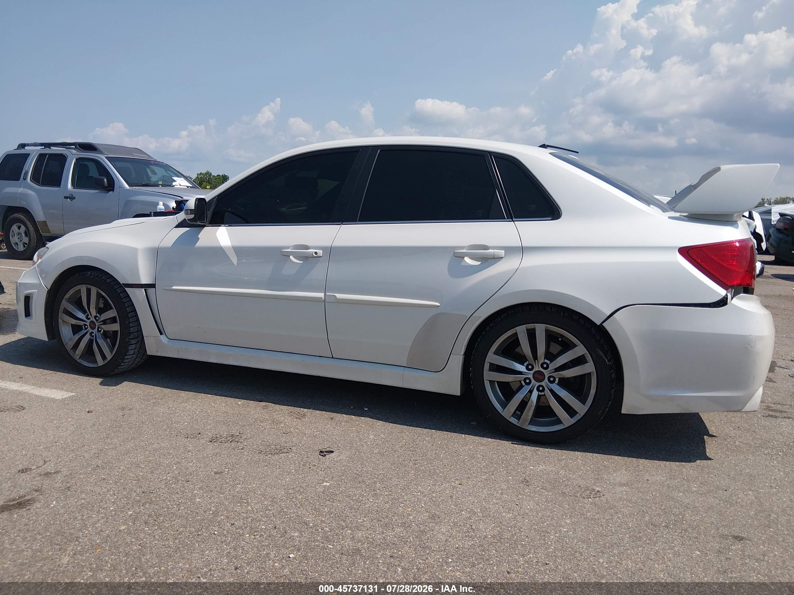 2014 Subaru Impreza Wrx Sti White vin: JF1GV8J66EL003952