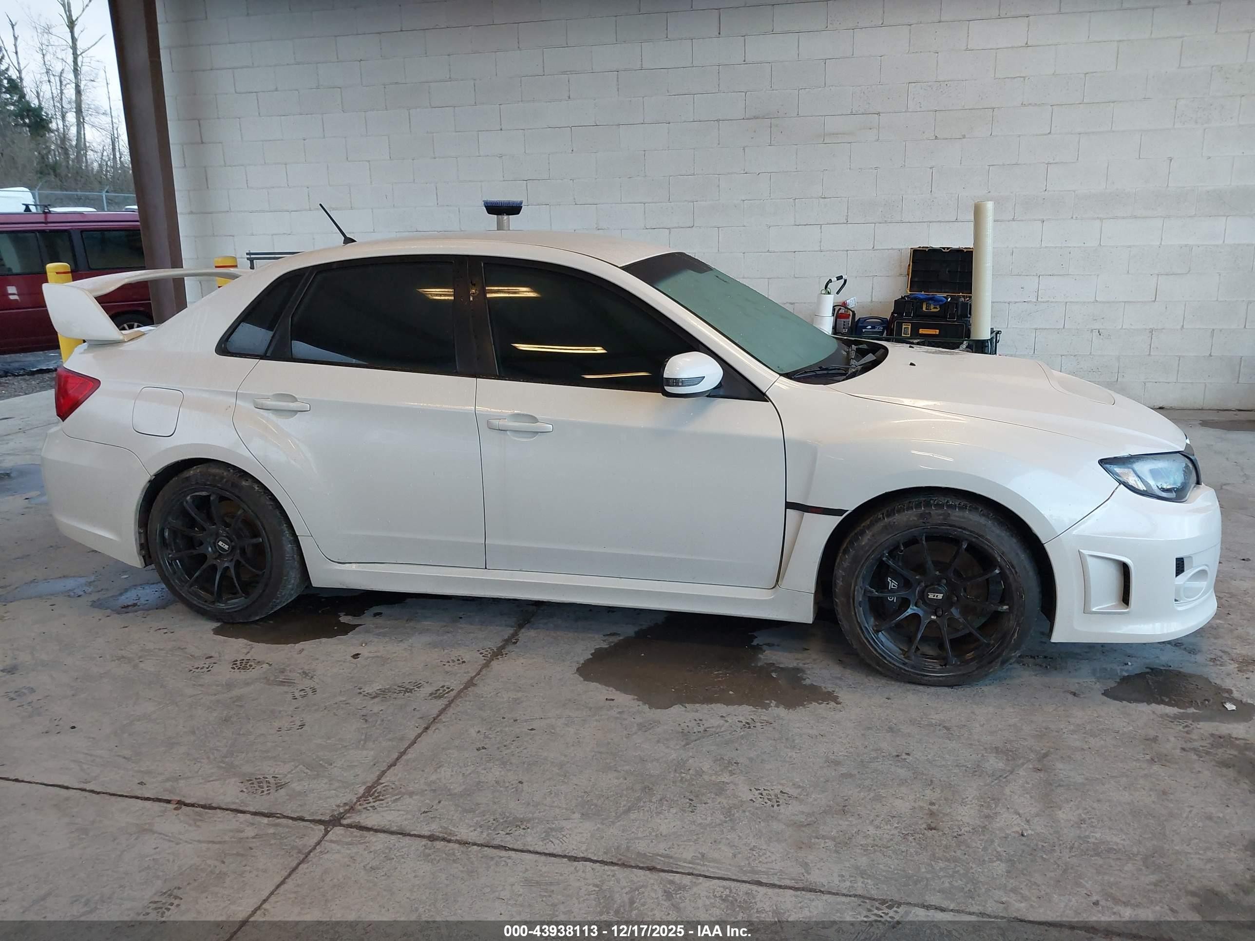 2012 Subaru Impreza Wrx   White vin: JF1GV8J6XCL023215
