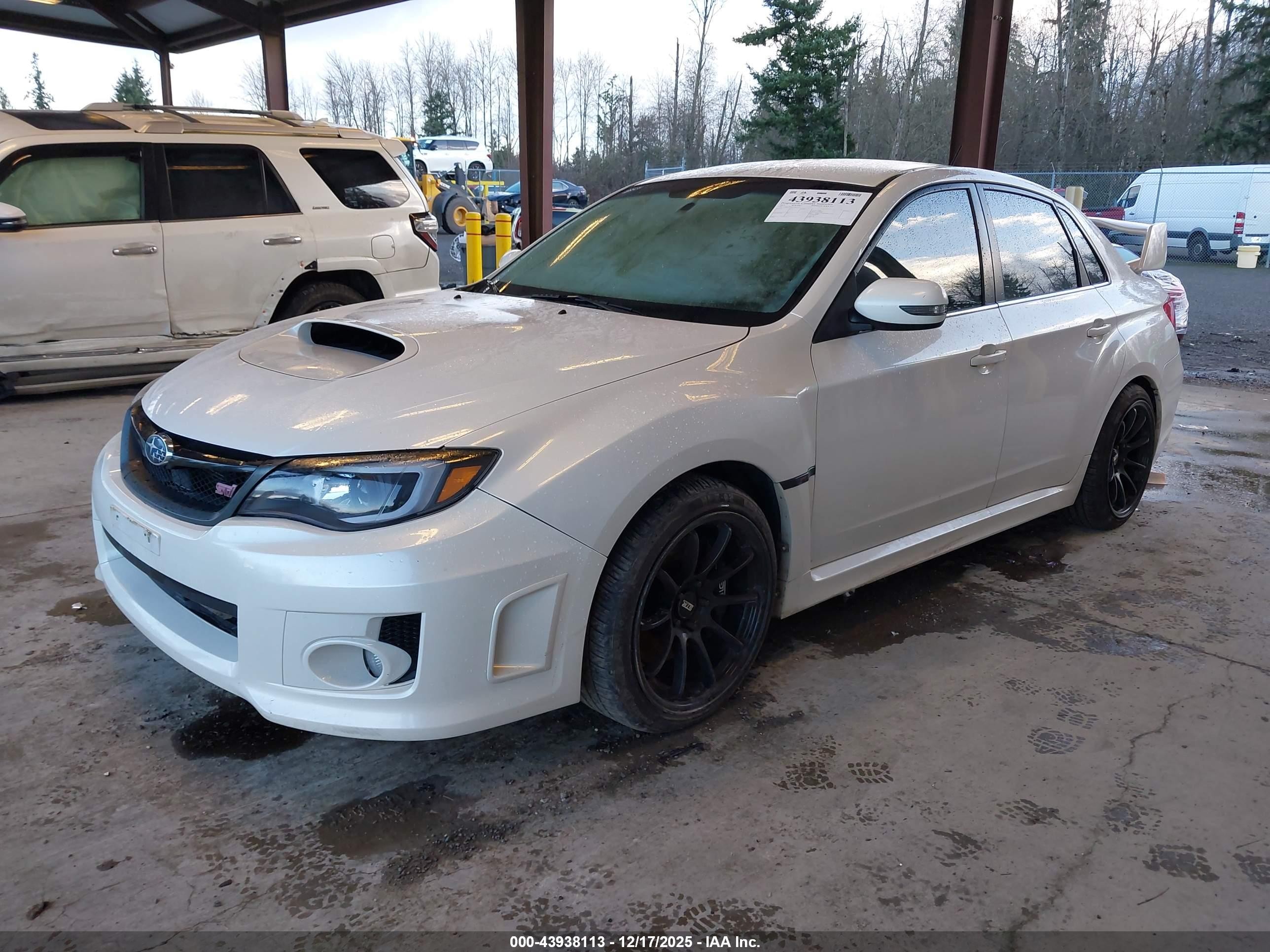 2012 Subaru Impreza Wrx   White vin: JF1GV8J6XCL023215