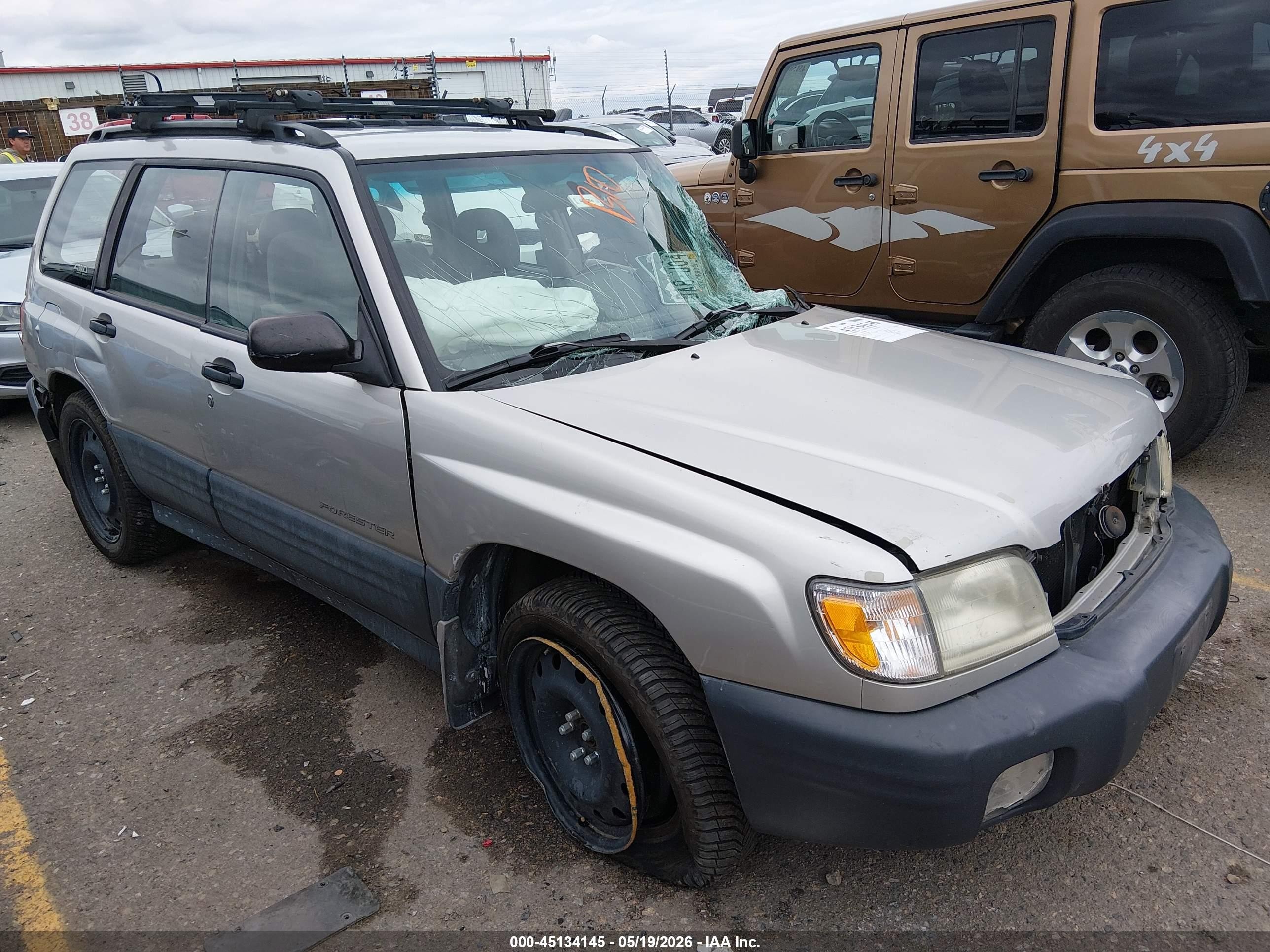 2001 Subaru Forester L Gray vin: JF1SF63501G720897