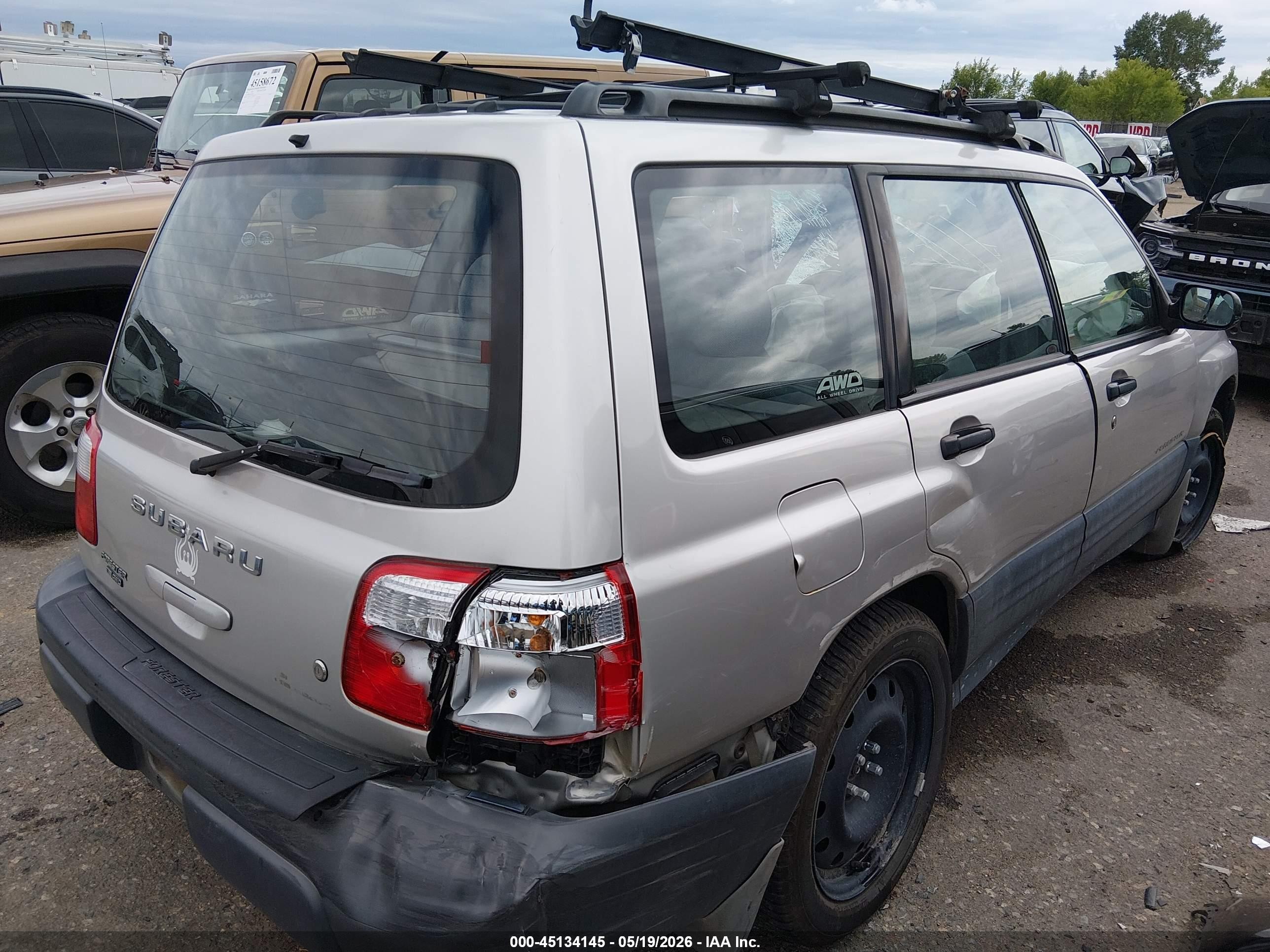 2001 Subaru Forester L Gray vin: JF1SF63501G720897