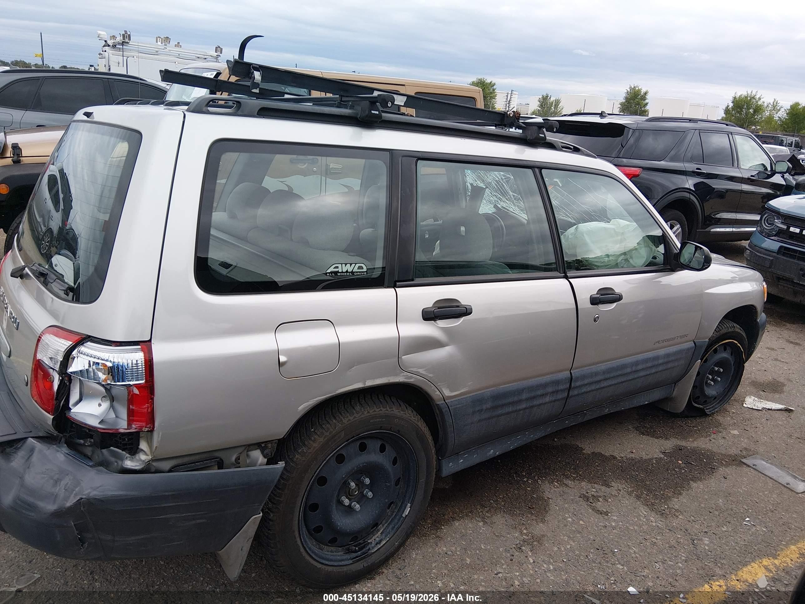 2001 Subaru Forester L Gray vin: JF1SF63501G720897