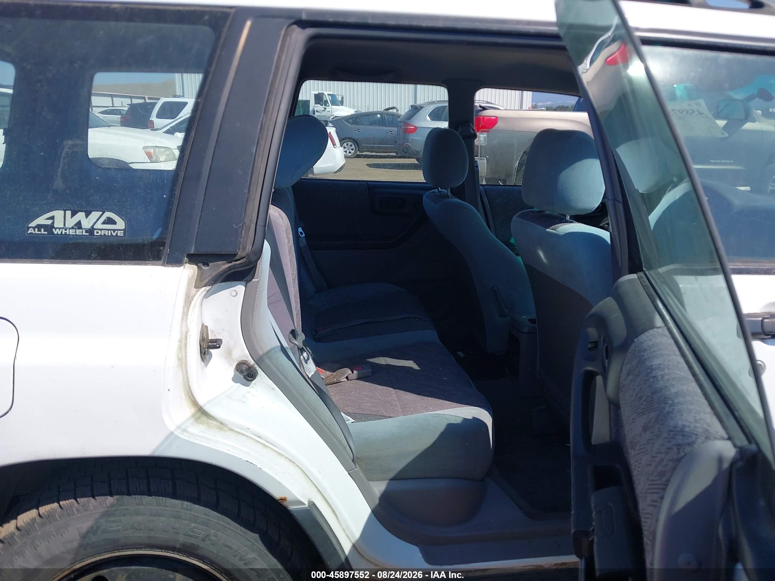 1999 Subaru Forester L Белый vin: JF1SF6350XH718215