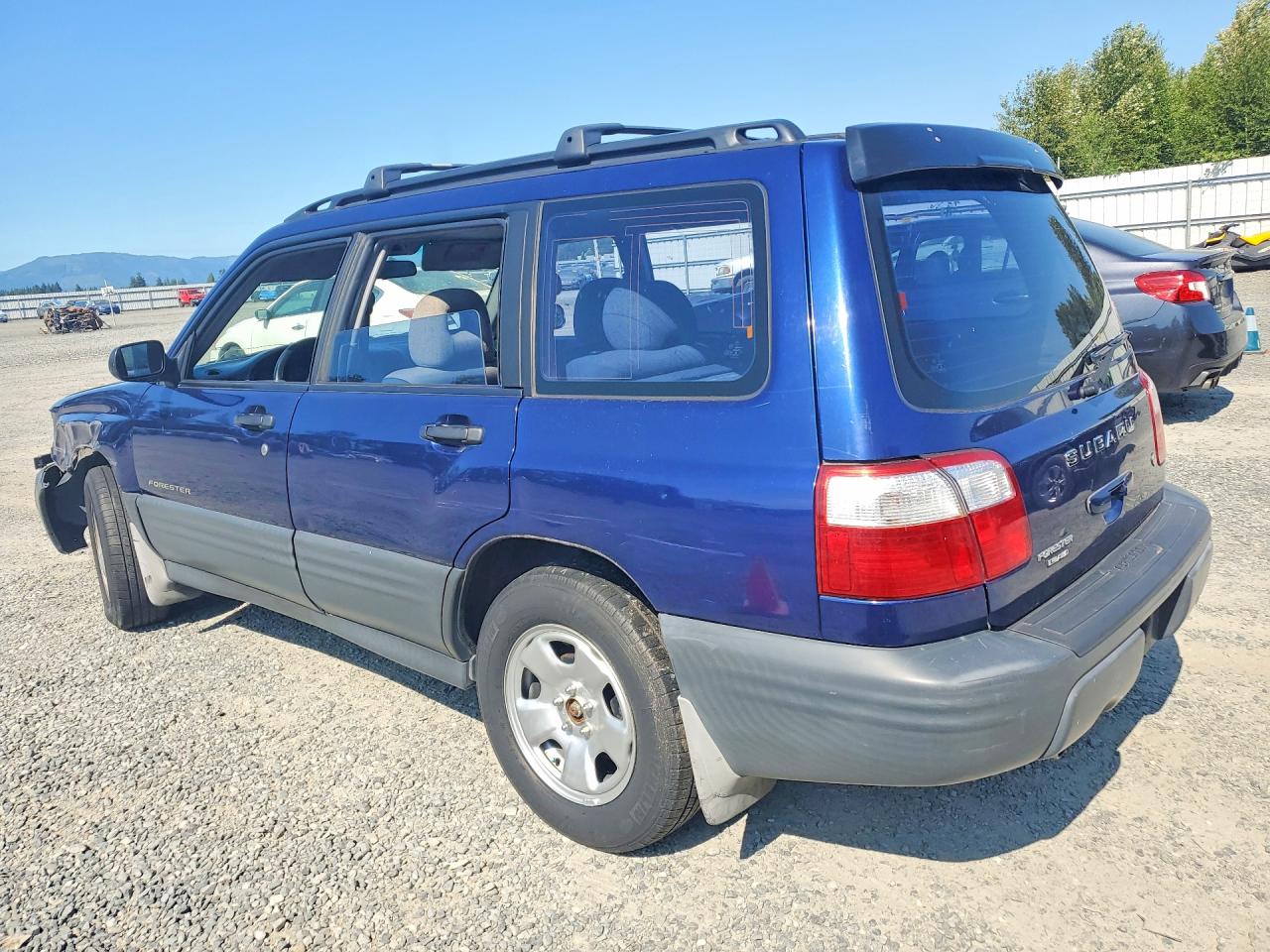 2001 Subaru Forester L Blue vin: JF1SF63511H705884