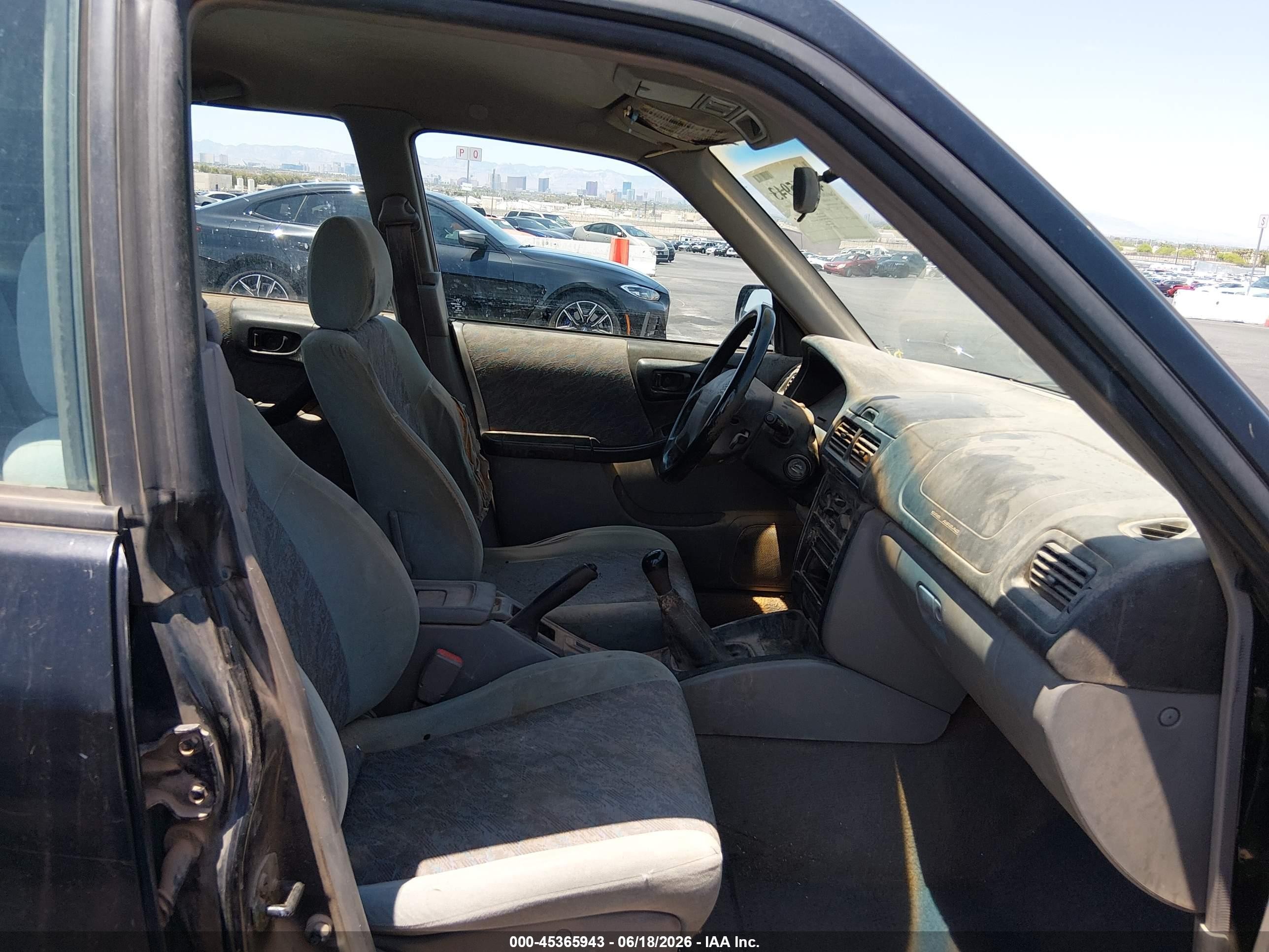 1998 Subaru Forester L Black vin: JF1SF6351WG750692