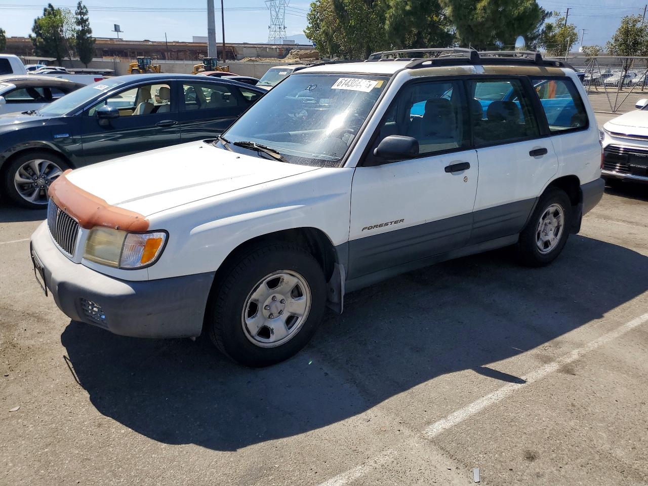 2002 Subaru Forester L White vin: JF1SF63522H749281