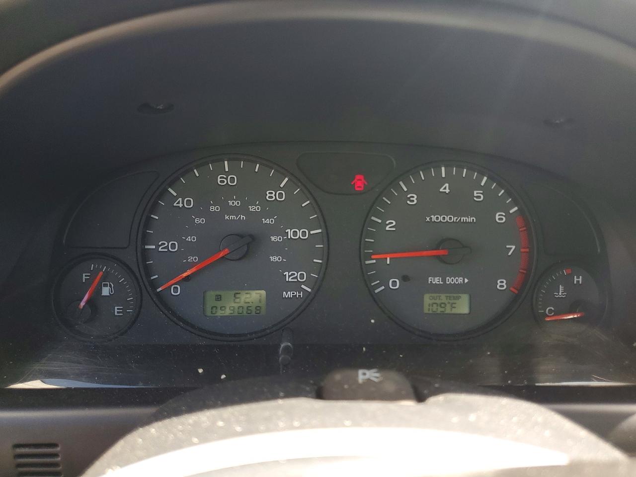 2002 Subaru Forester L White vin: JF1SF63522H749281