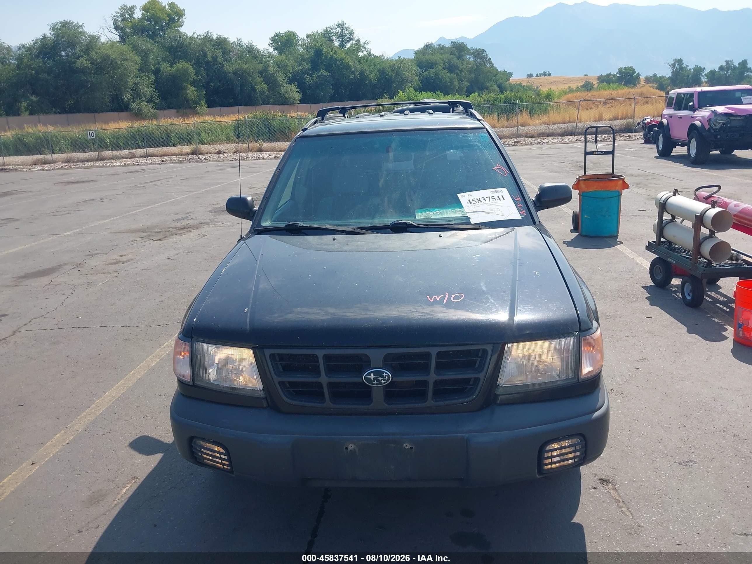 1999 Subaru Forester L Black vin: JF1SF6352XH716952