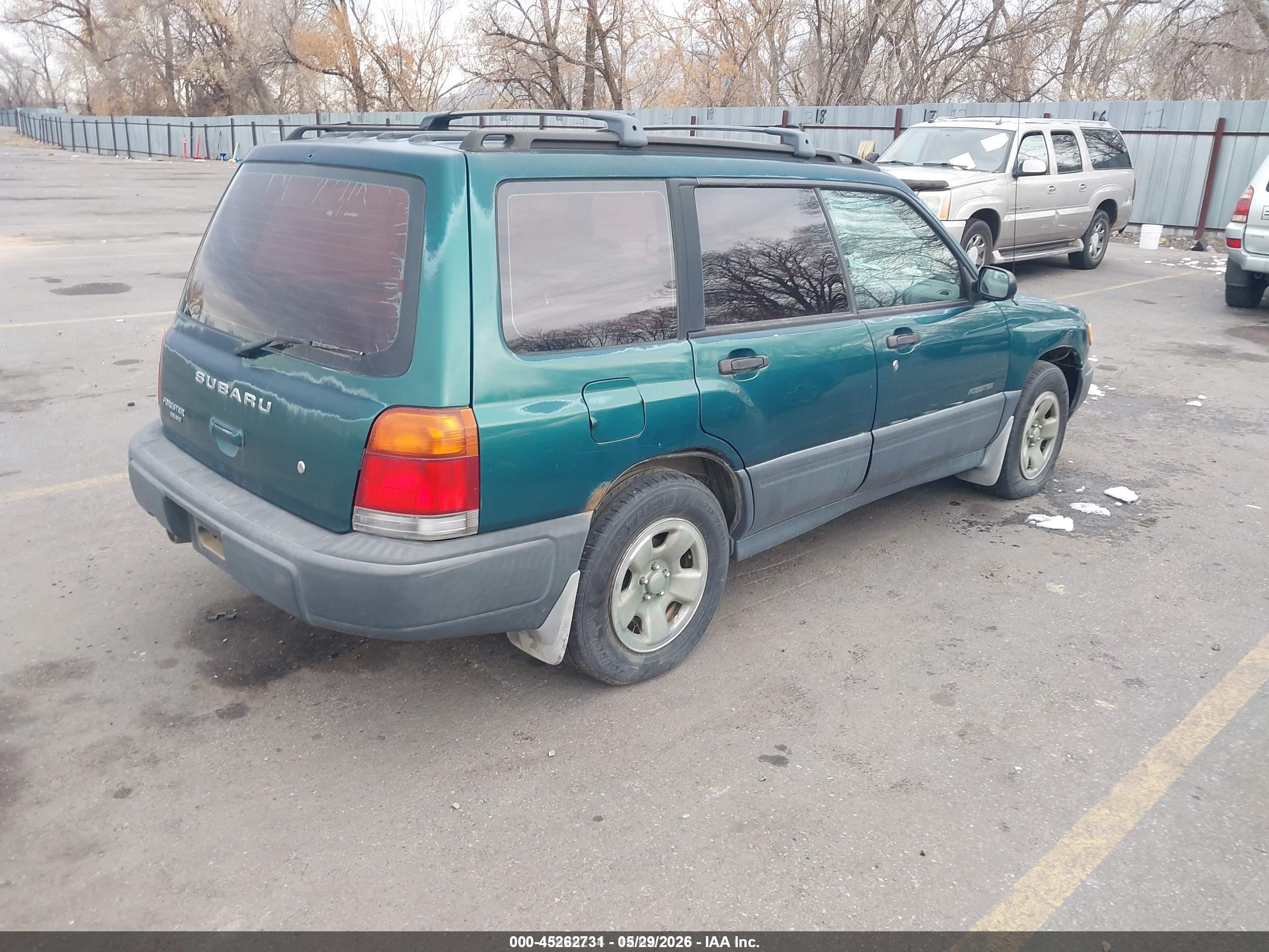 1999 Subaru Forester L Green vin: JF1SF6353XG714844