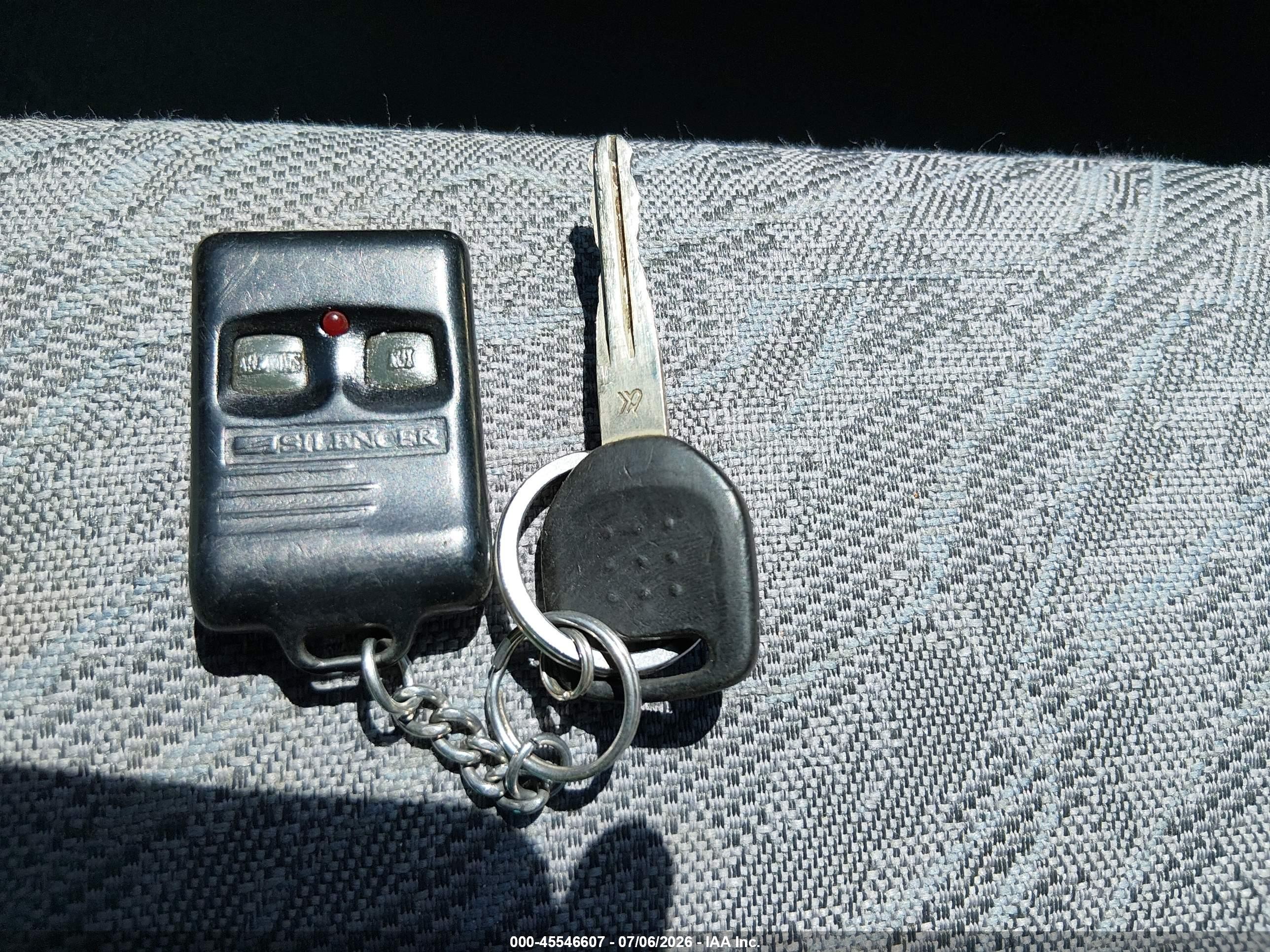 1999 Subaru Forester L Черный vin: JF1SF6353XH737695